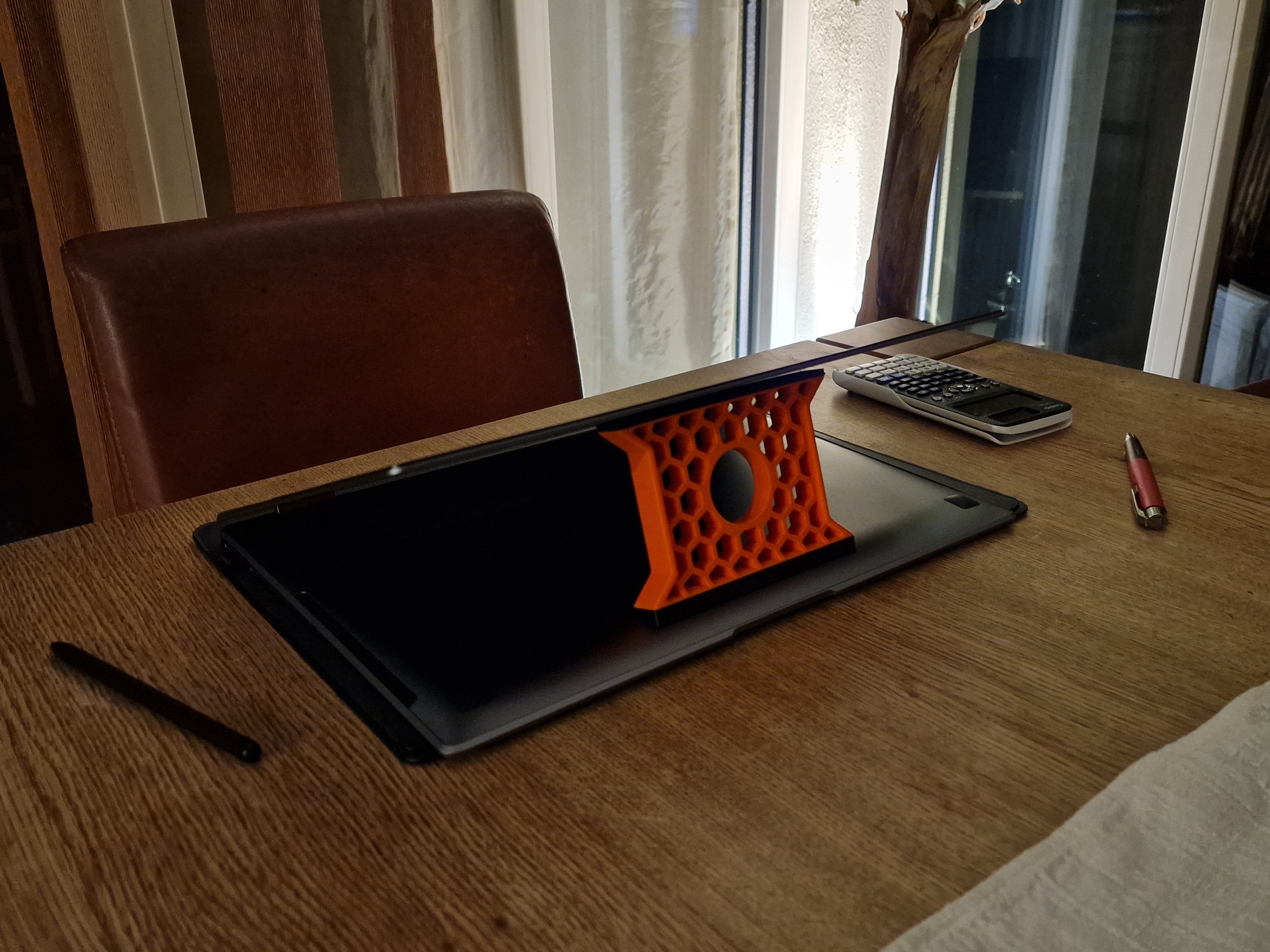 Galaxy Book 5 360 16 Zoll Winkel Schreibhilfe