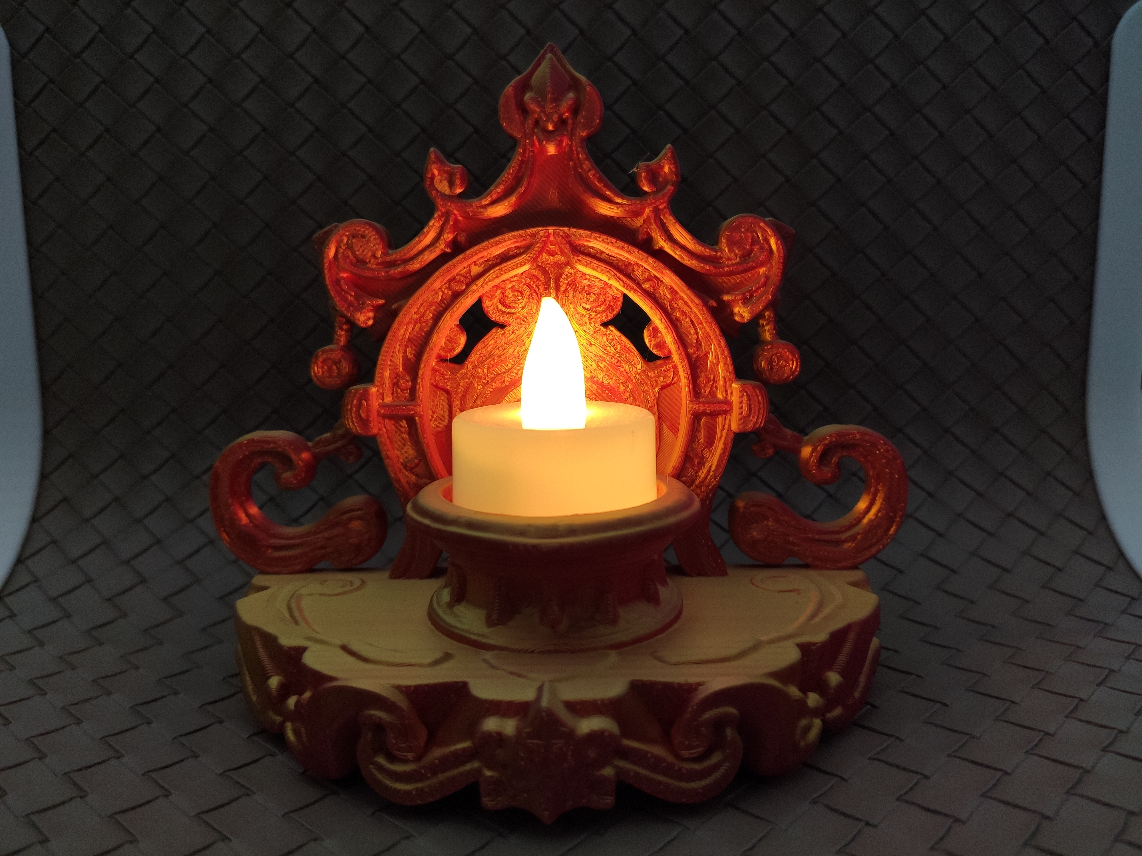 Queen's altar - LED Tea light Holder