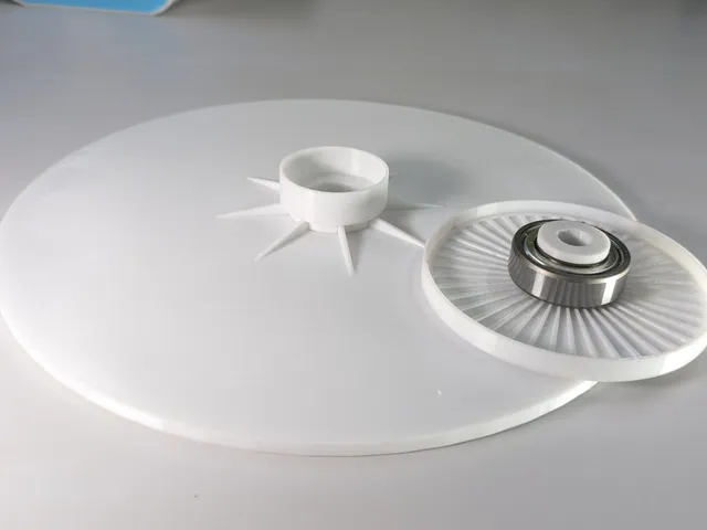 Rotating display stand