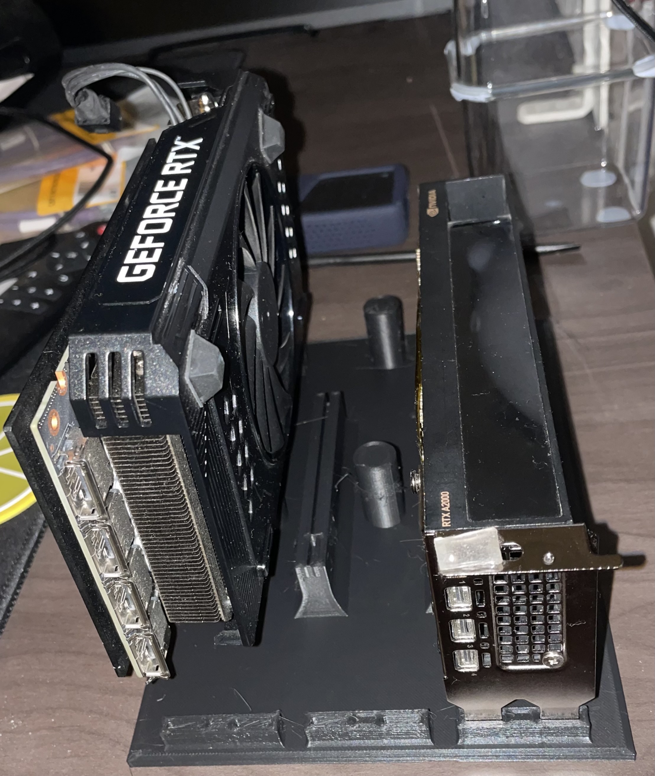 Triple PCIe GPU Stand with supports