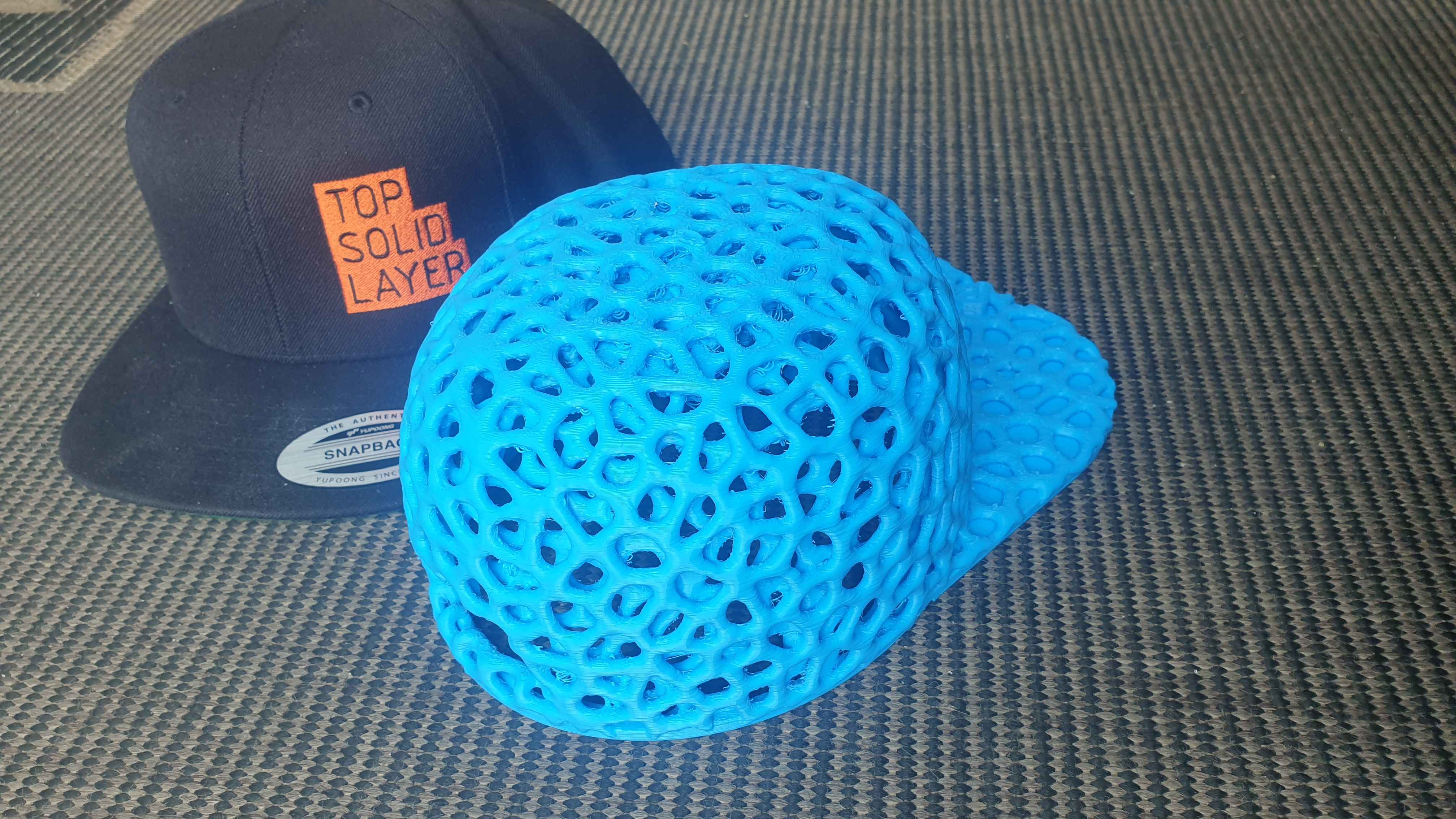 Miniatura 2 do modelo 3D TPU Snapback voroni style