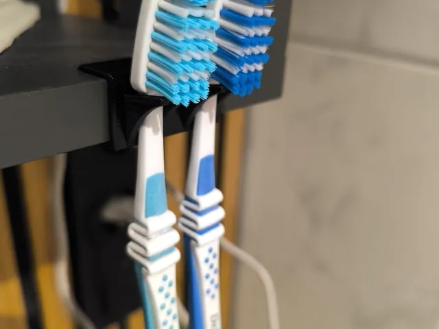 Halter für 2 Zahnbürsten (zum klemmen) / holder for two toothbrushes (to clamp)