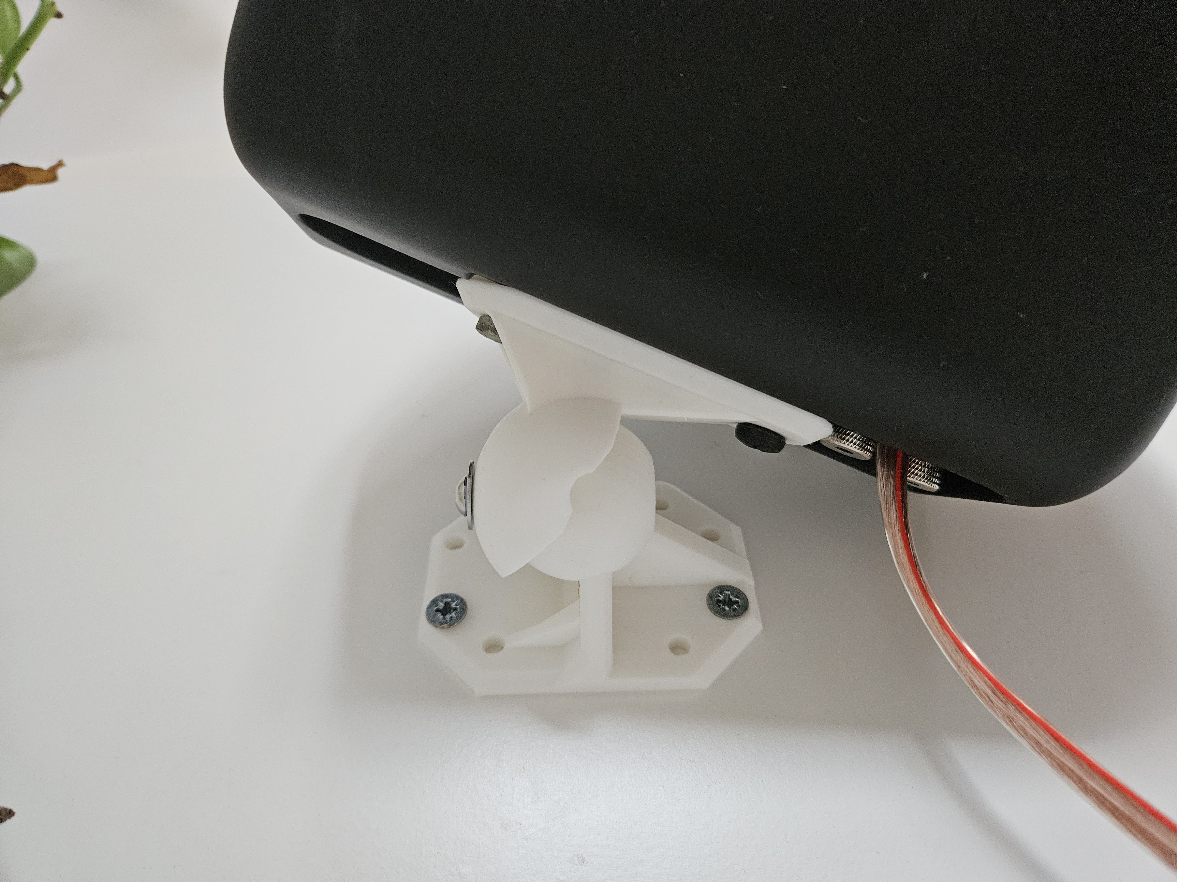 Adjustable Speaker Mount / Jointed Arm for Satellite Speakers