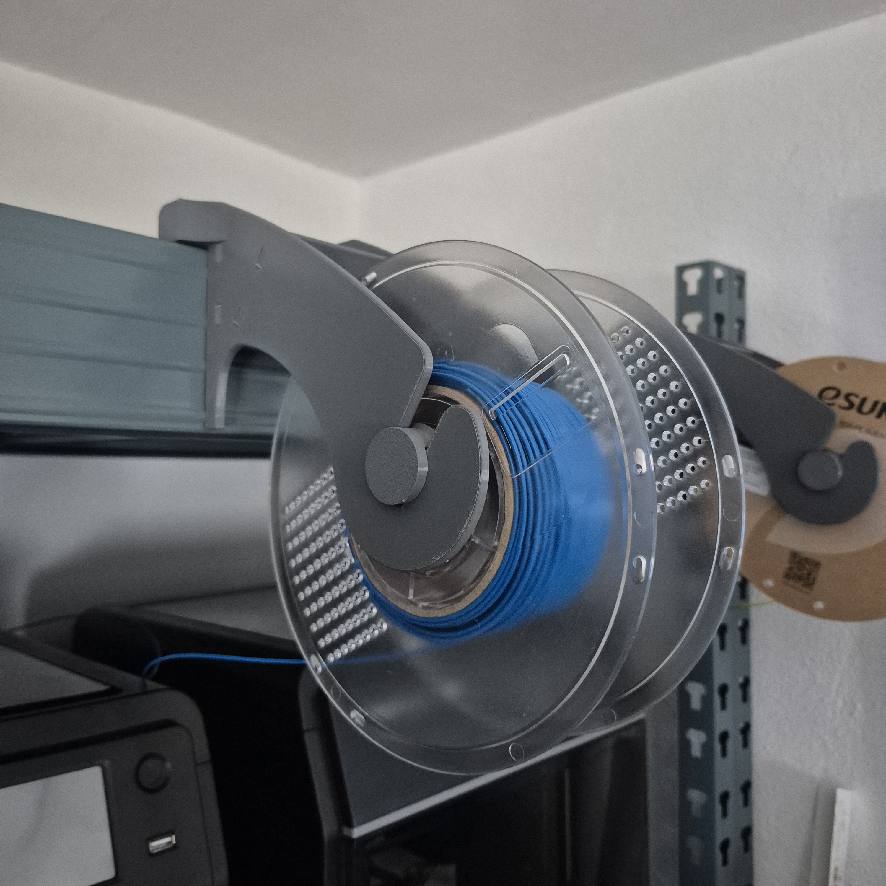 Universal Spool Holder for Storage Shelves 1kg