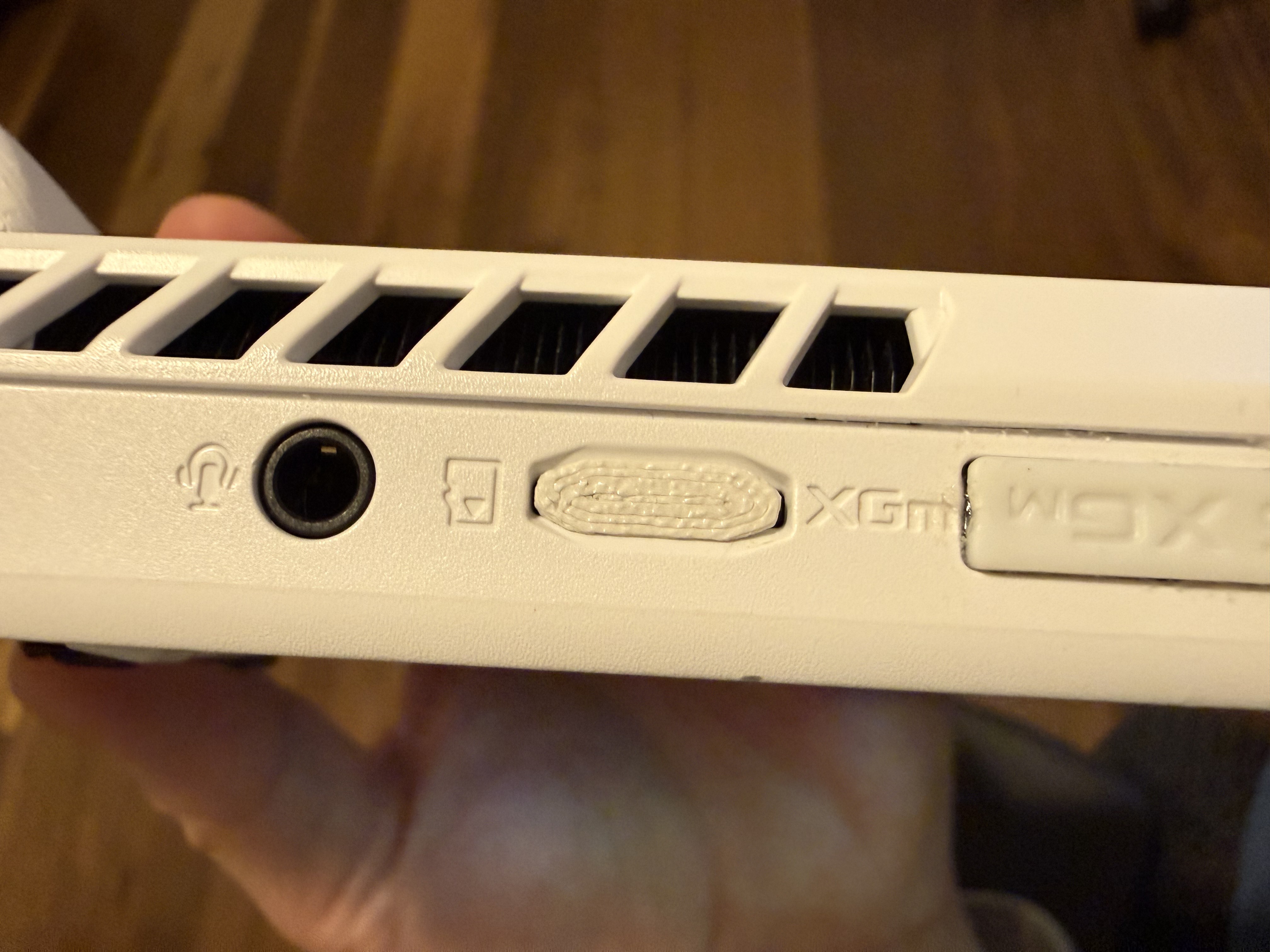 ROG Ally MicroSD slot cover