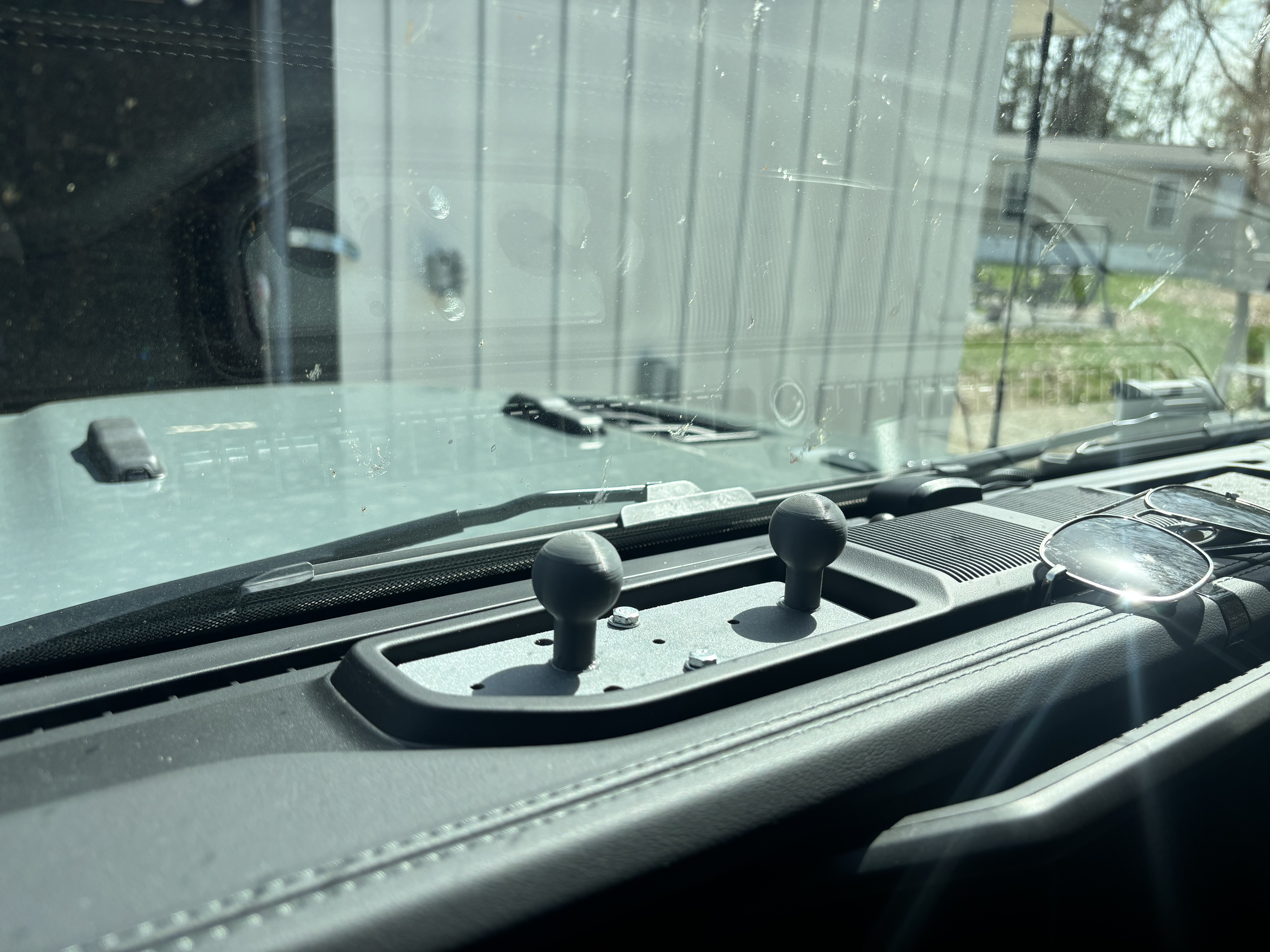 Jeep Gladiator Rubicon Phone Mounting plate/ram ball