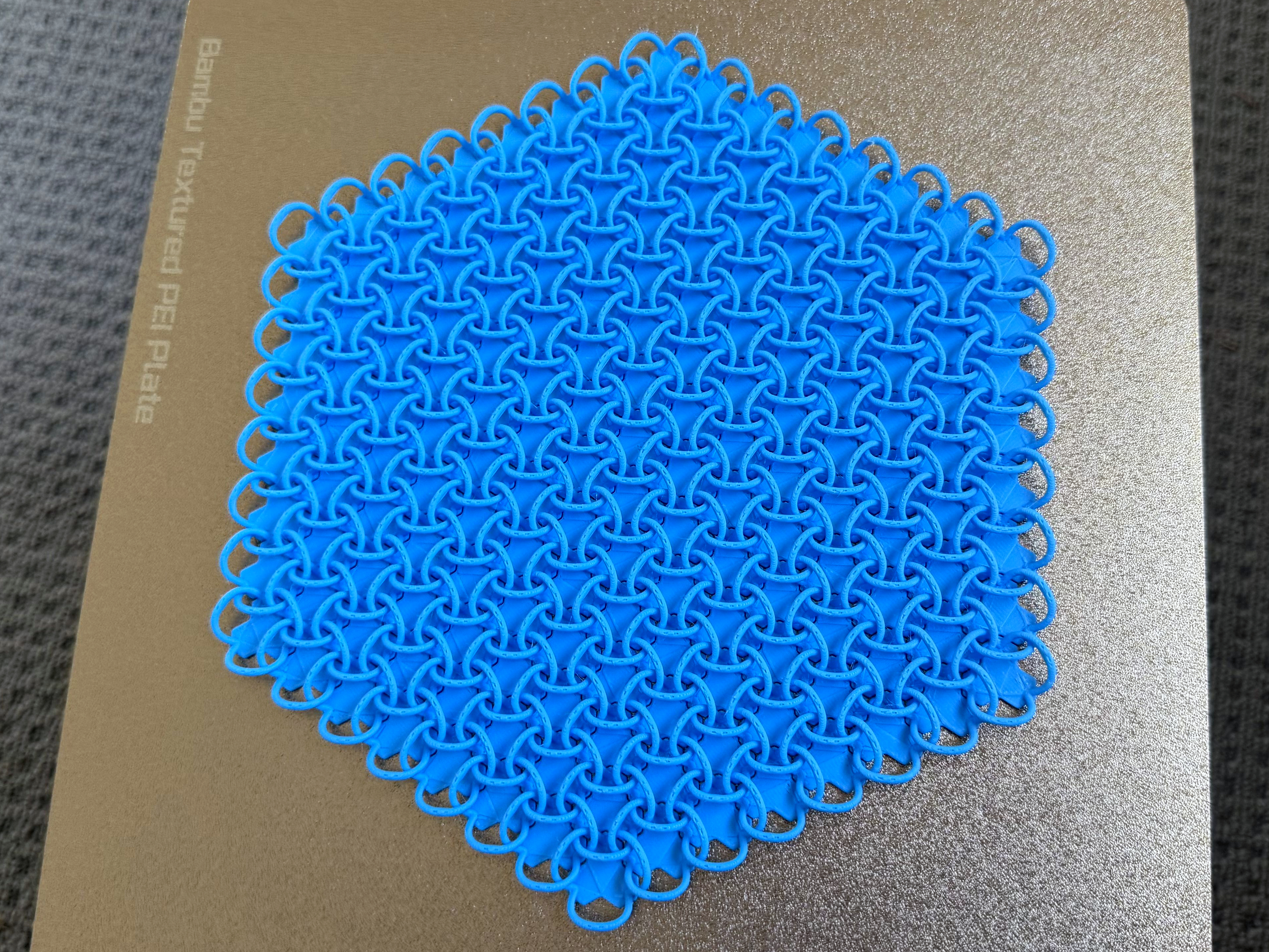 Truchet Pattern Chainmail Fabric — miniatura 4