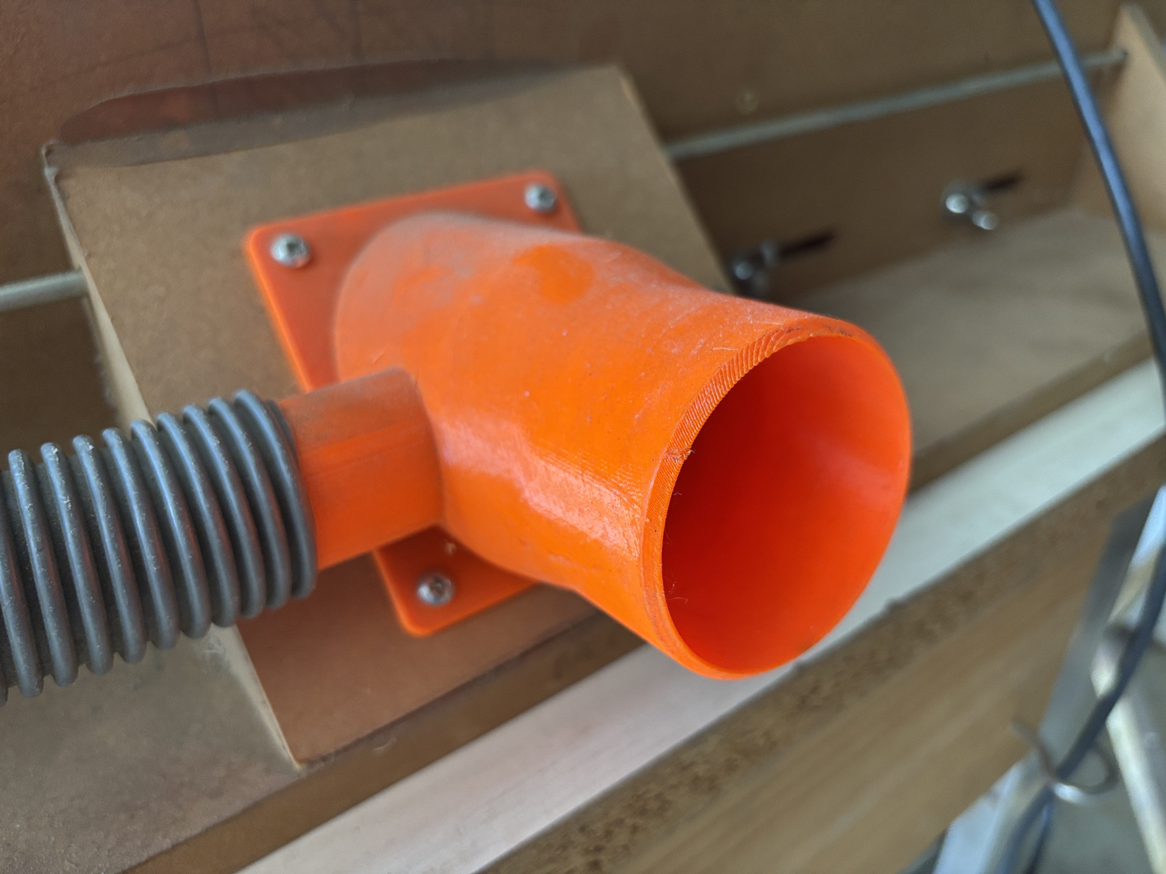 Router Table Dust Port