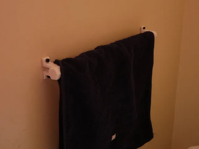 Small towel handler