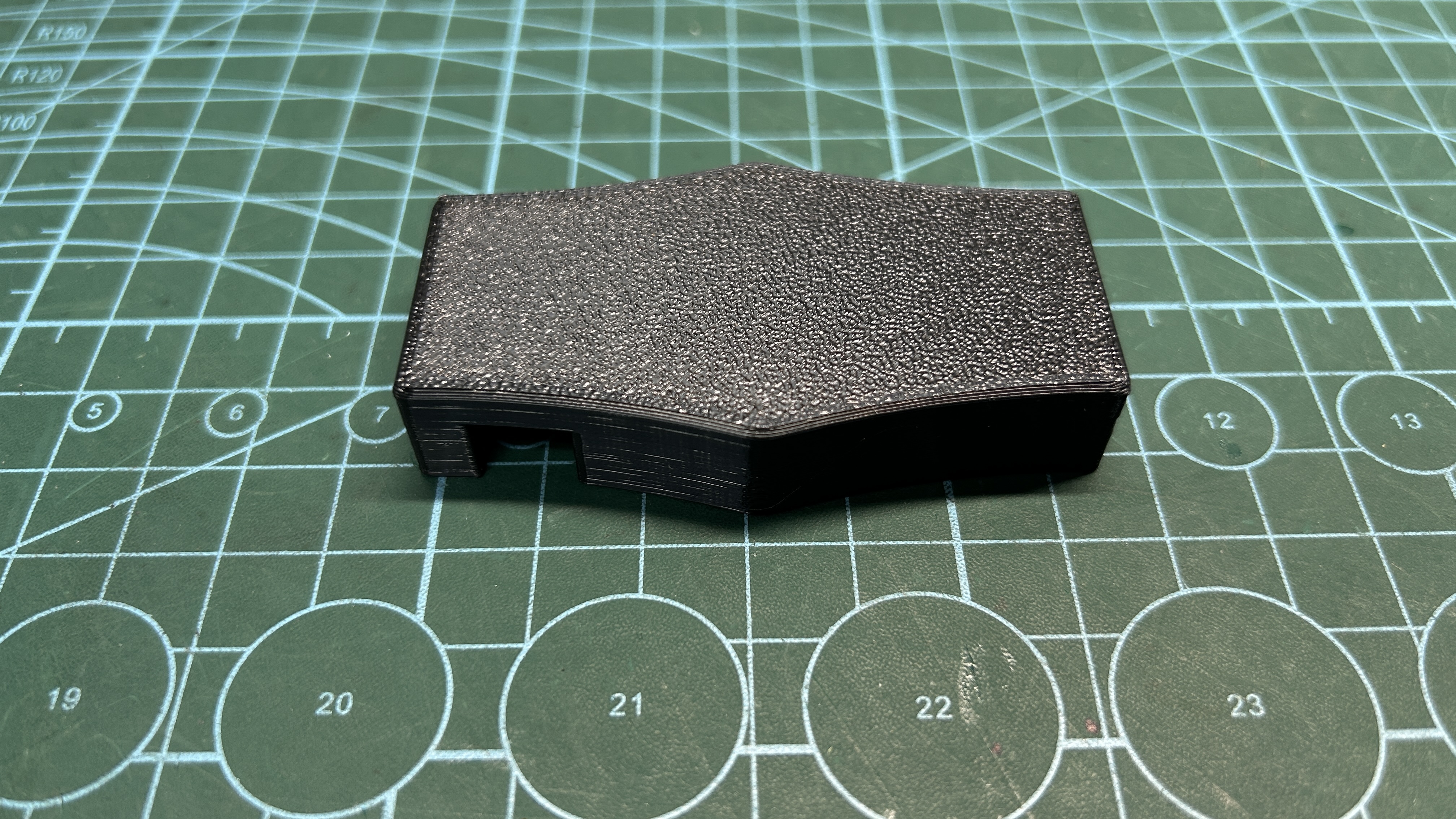Miniatura 8 do modelo 3D USB Variable Power Supply Case