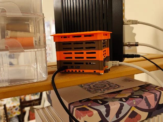 RPi 5 modular case spacer