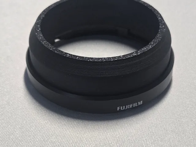 XF 23mm F2 WR Extended Lens Hood
