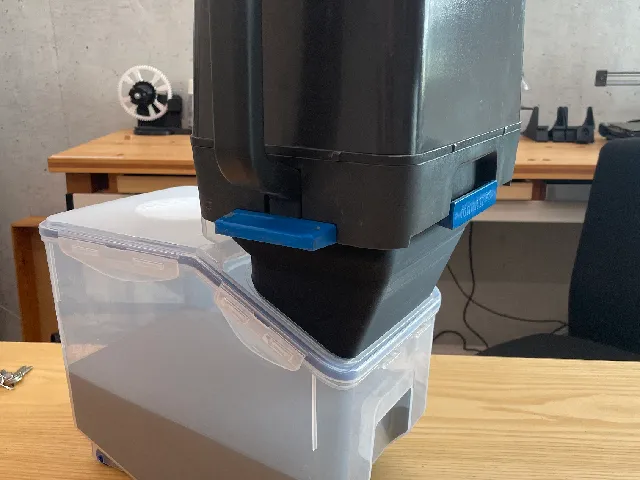 Formlabs SLS powder storage container funnel