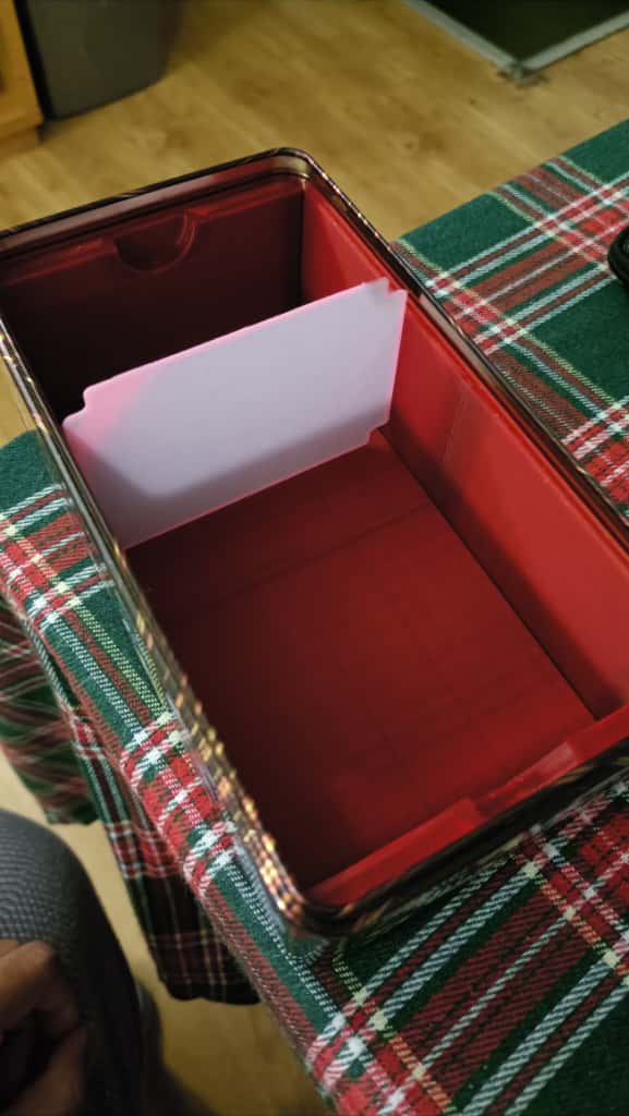 Card Divider and Tin Insert w/o Divider