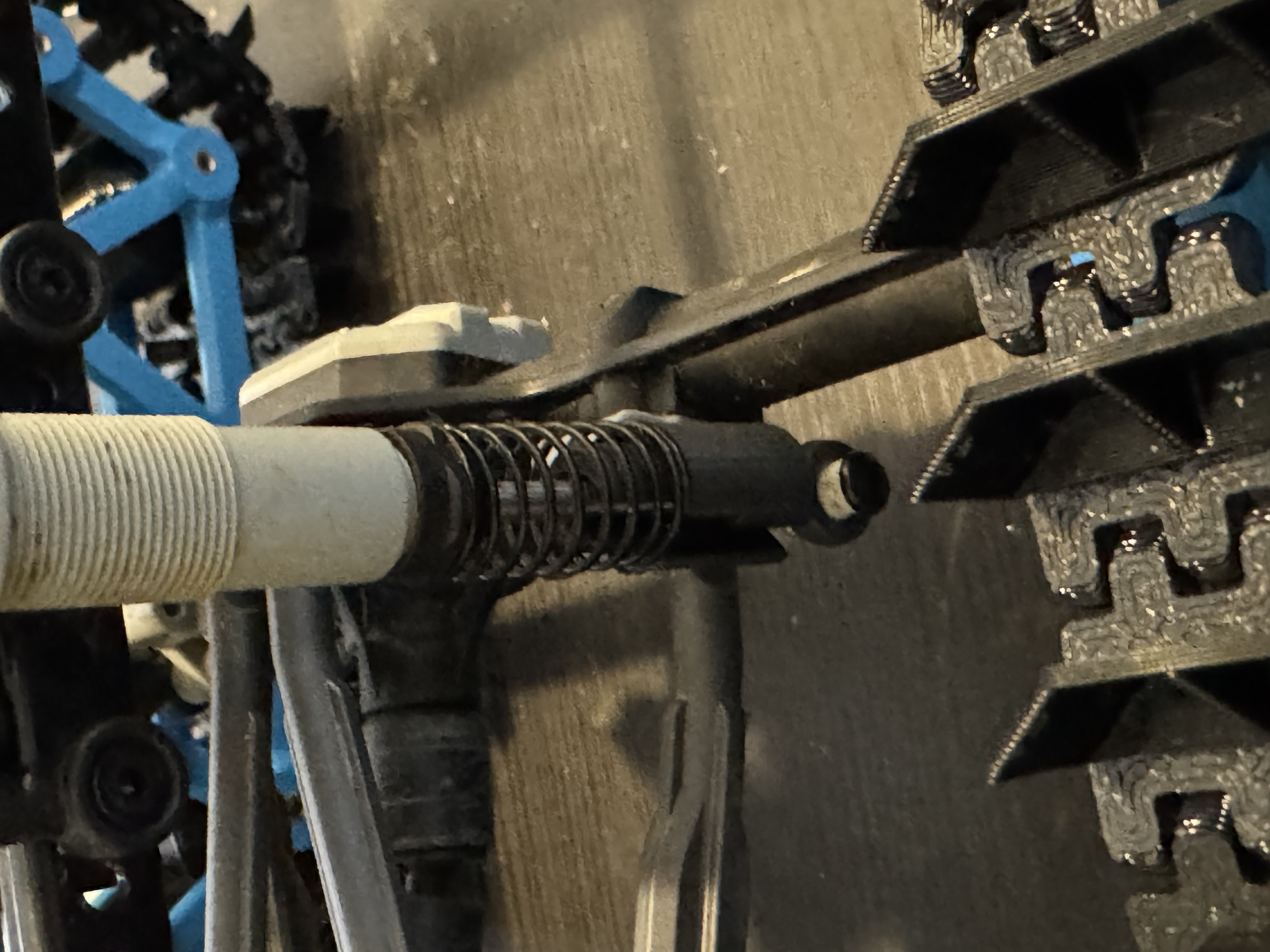 1/10 RC Suspension Limiters