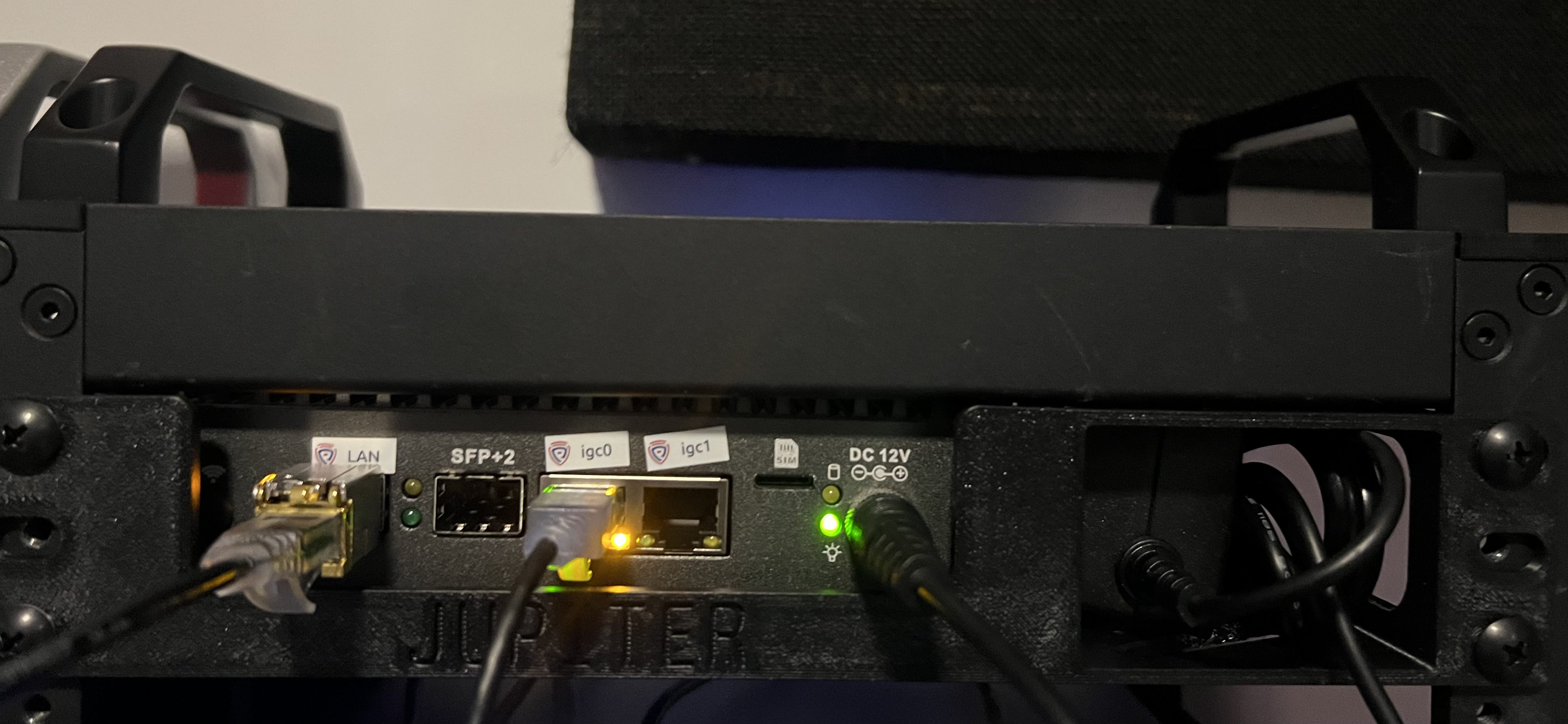 Protectli VP2440 10" Rack Mount (1.5U/1U)