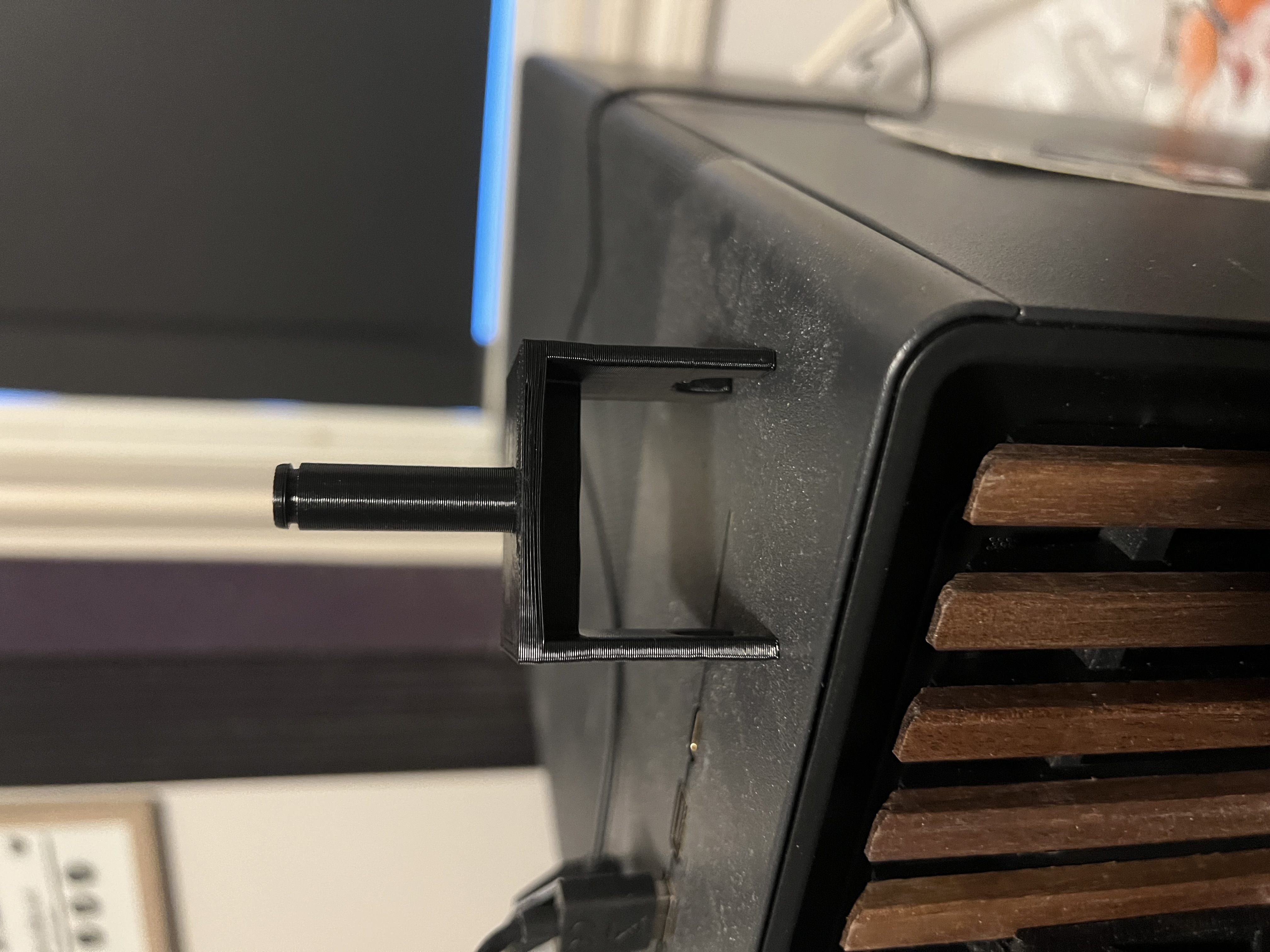 Crane Shoe Holder