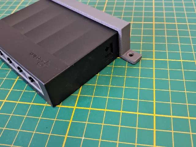Under desk / wall mount for Tp-Link LS1005G