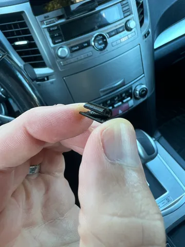 Slim Auto USB Cord Mount