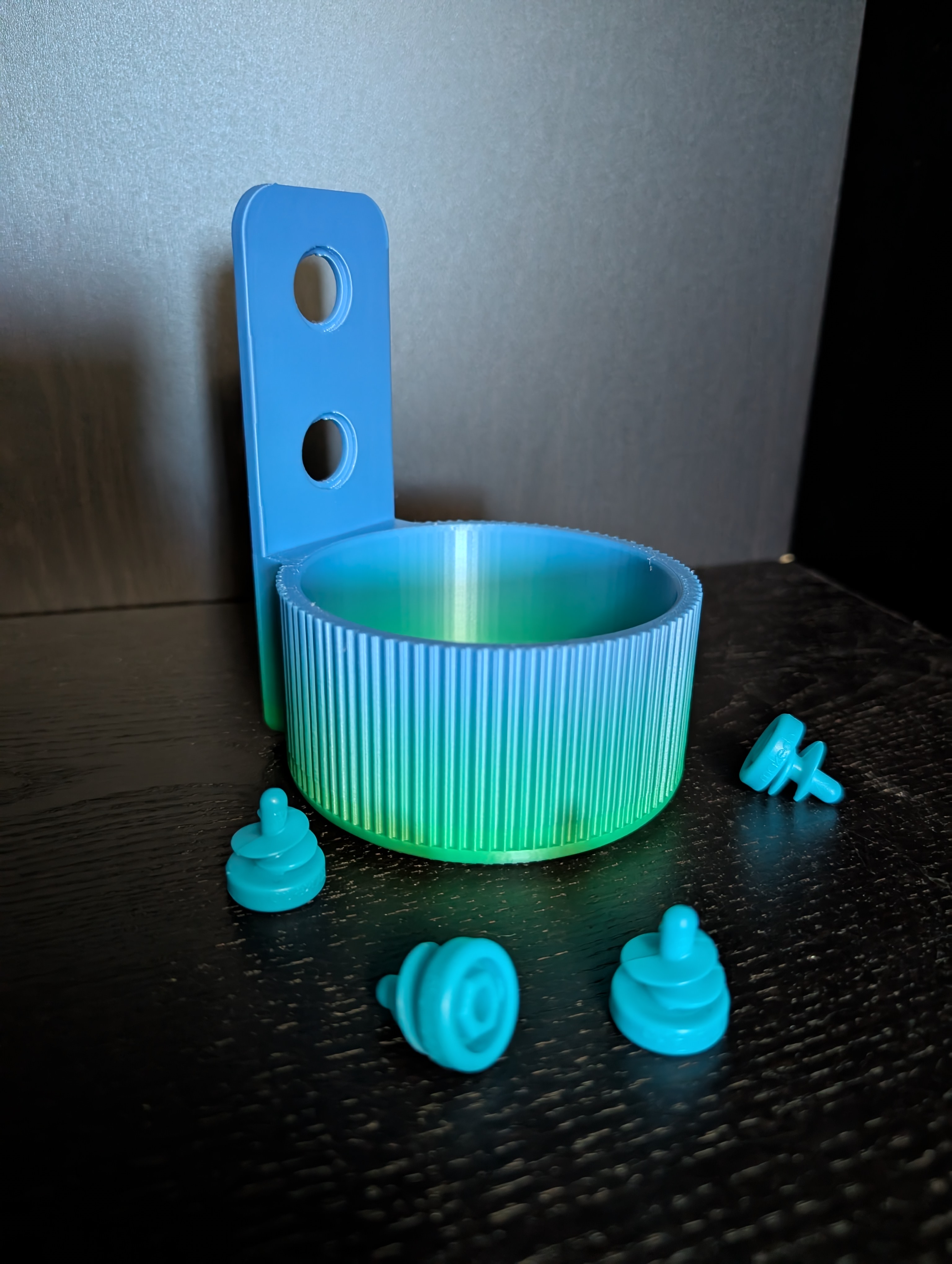 Cupholder (Makedo compatible)