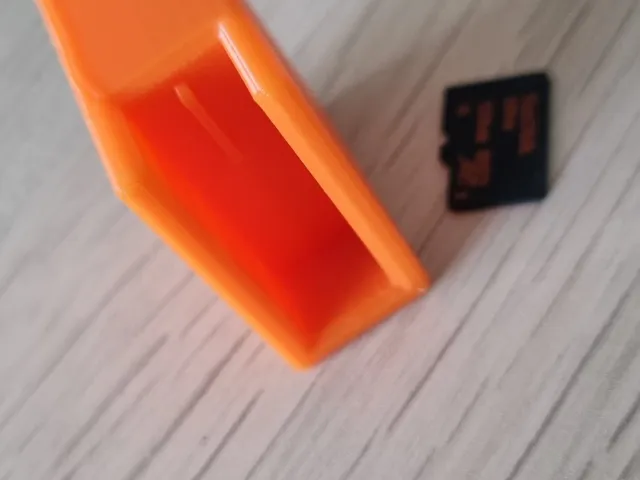 SDCard insert/remove tool