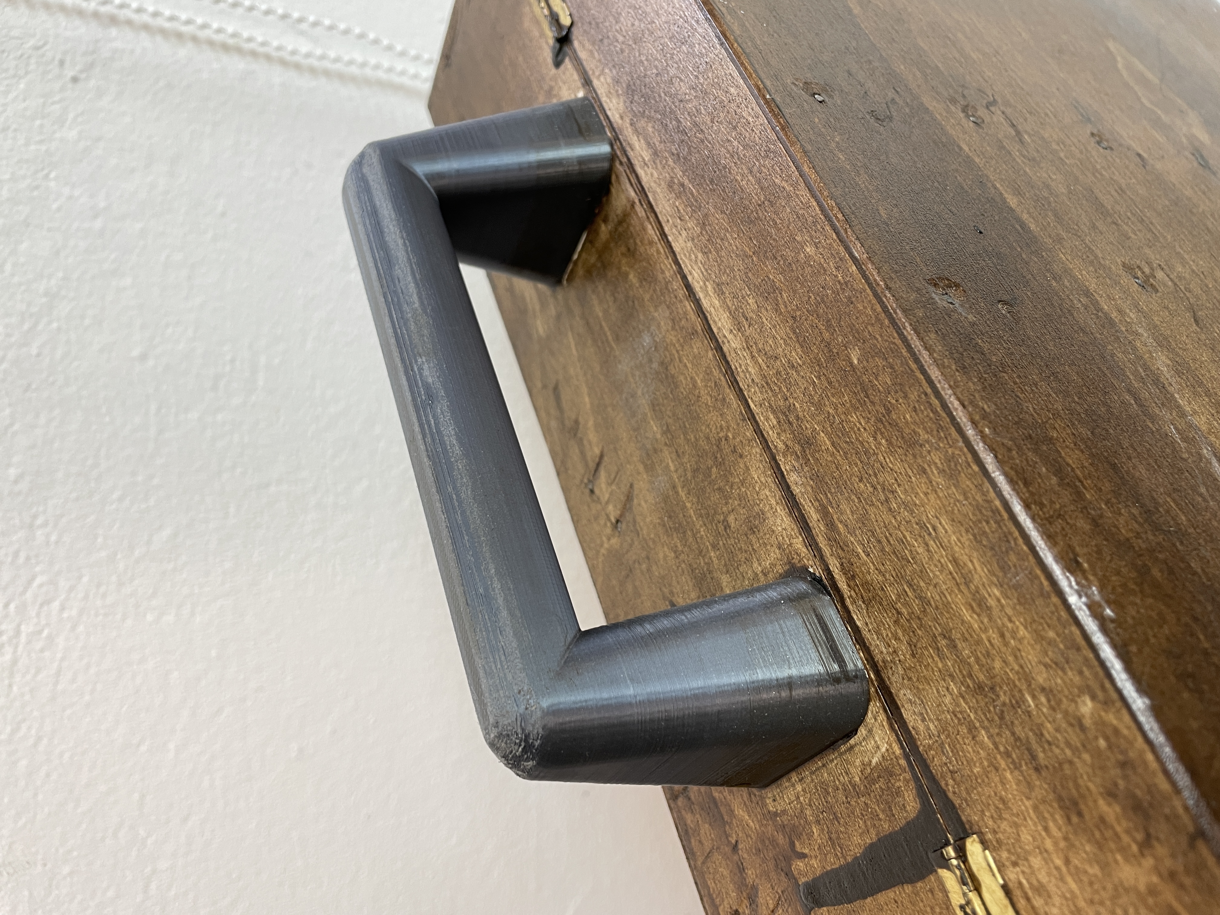 handle for suitcase or drawers