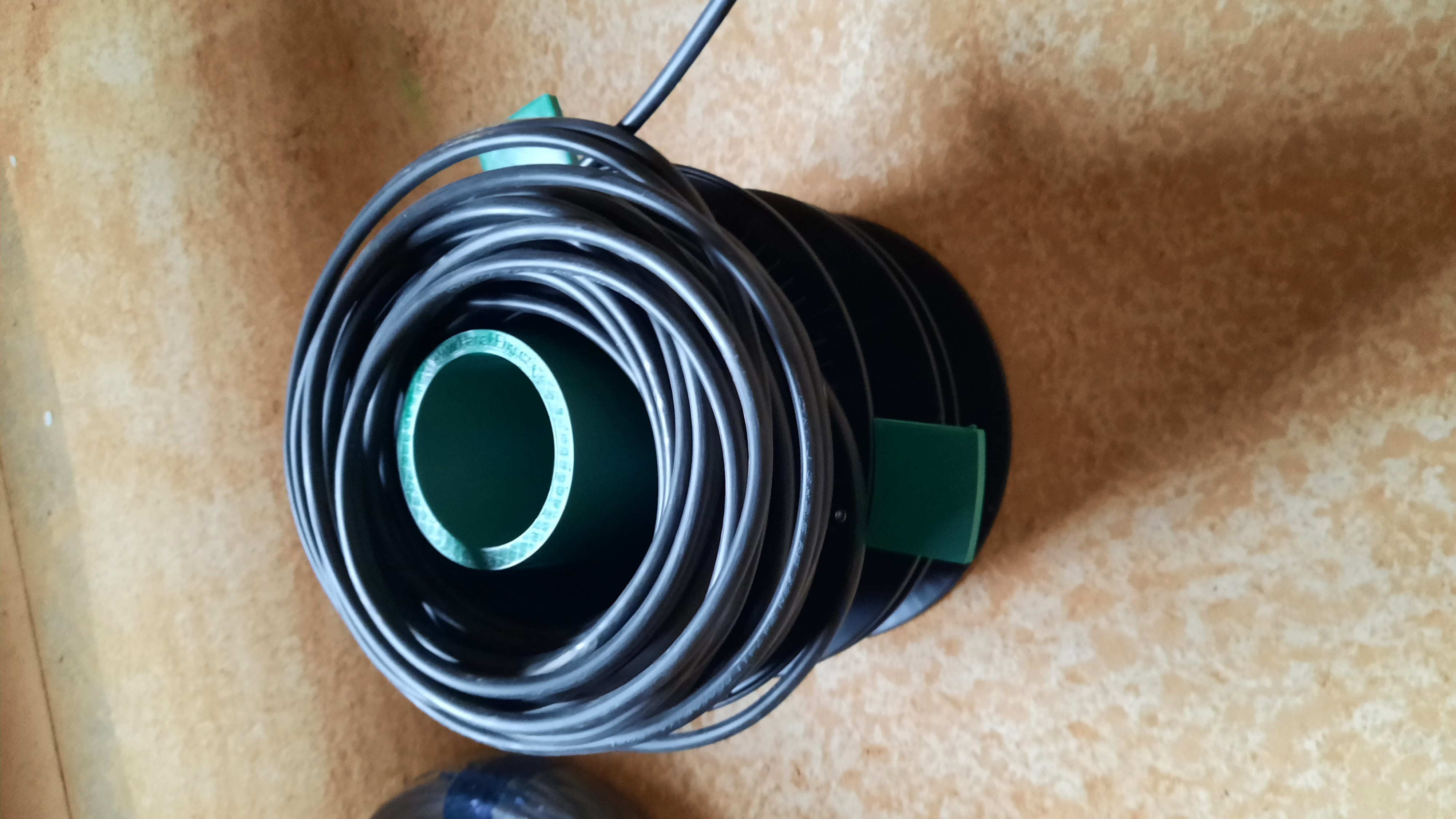 Cable unwinder from 2,5kg spool