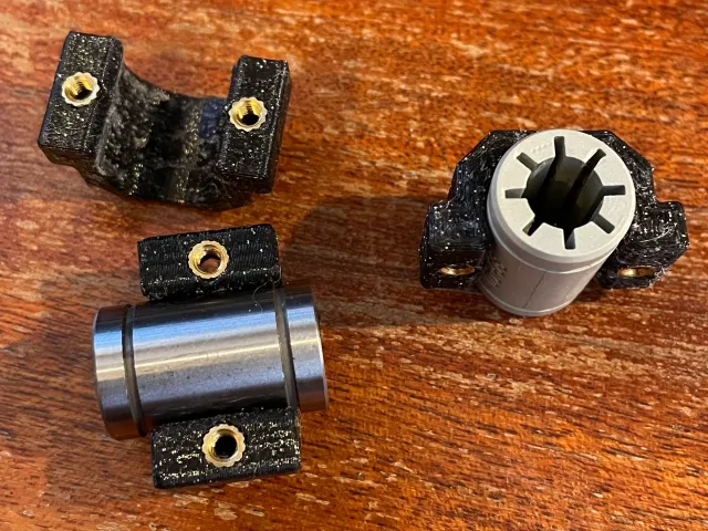 Linear bearings clips
