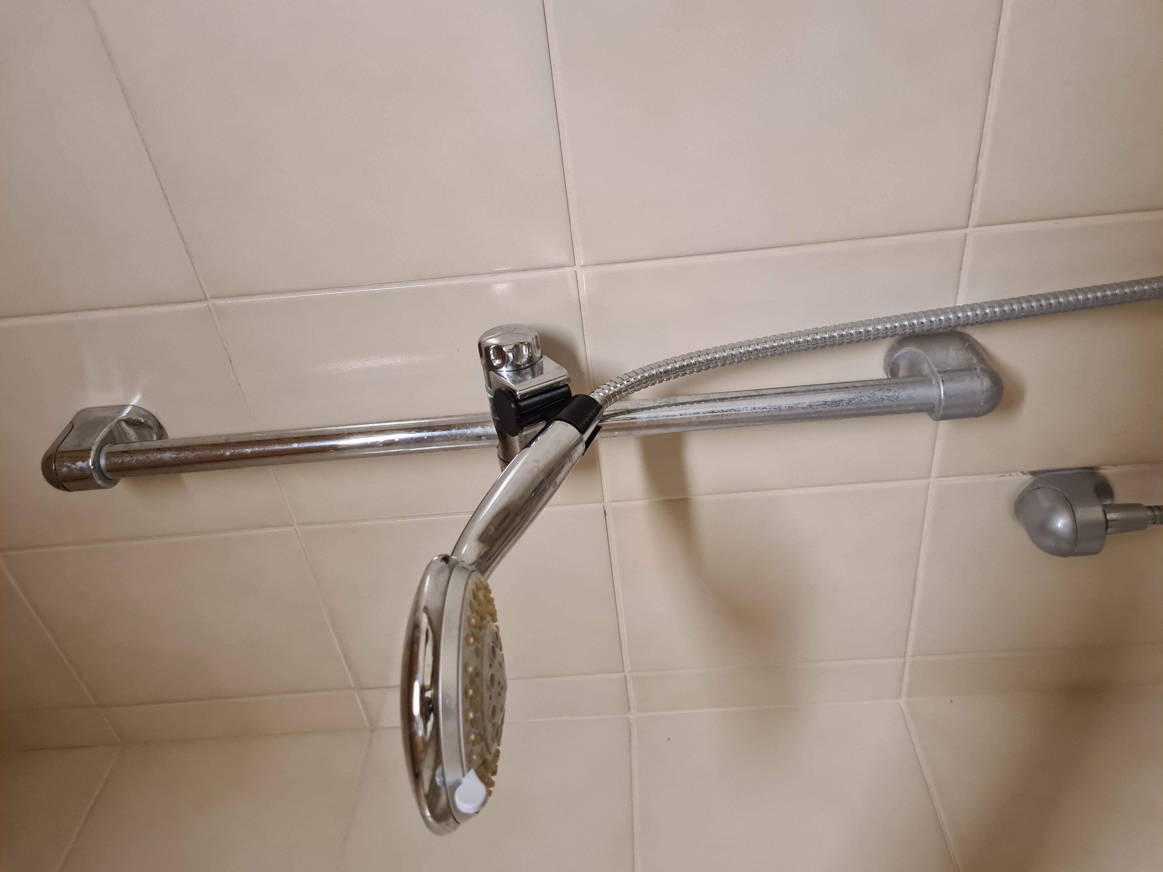 Shower head adapter (for small gap holder)
