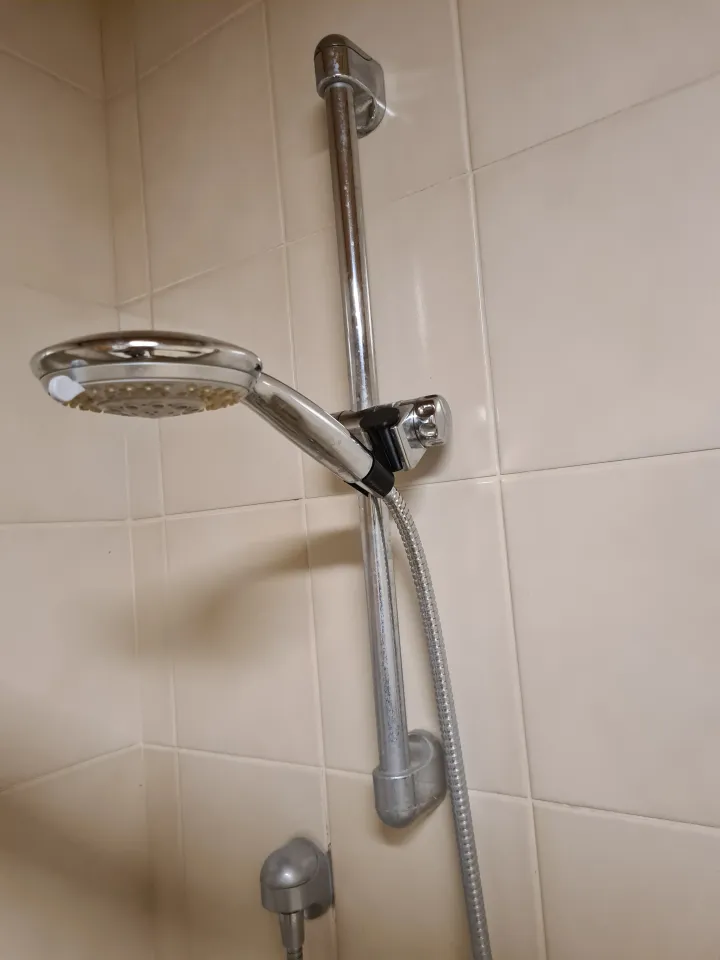 Shower head clearance adapter