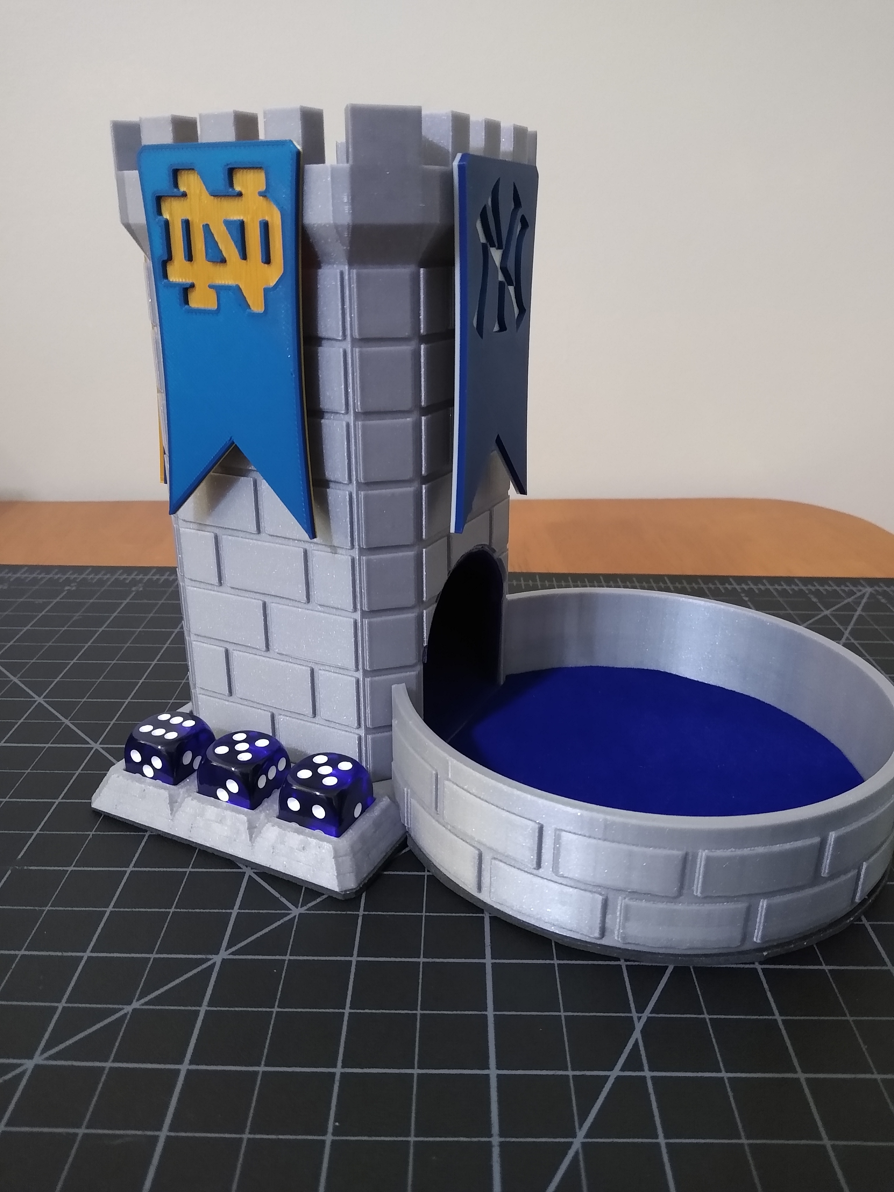 Team Flags for Dice Tower — thumbnail 6