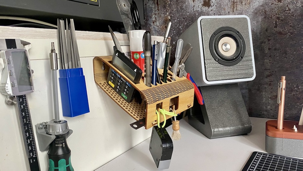 lasercut (wallmounted) Desktop Organizer — miniatura 2