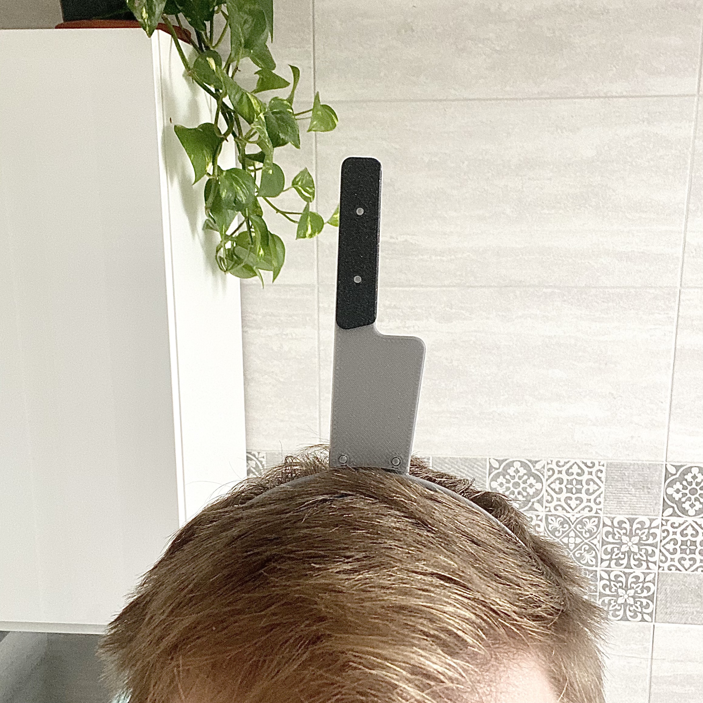 Stabbed in head costume