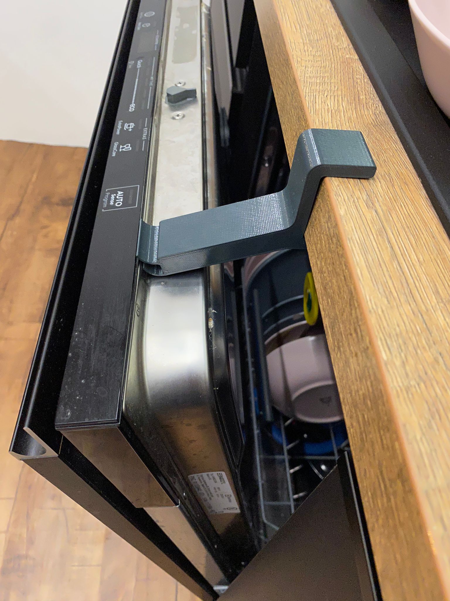 Dishwasher Spacer - holds the door open