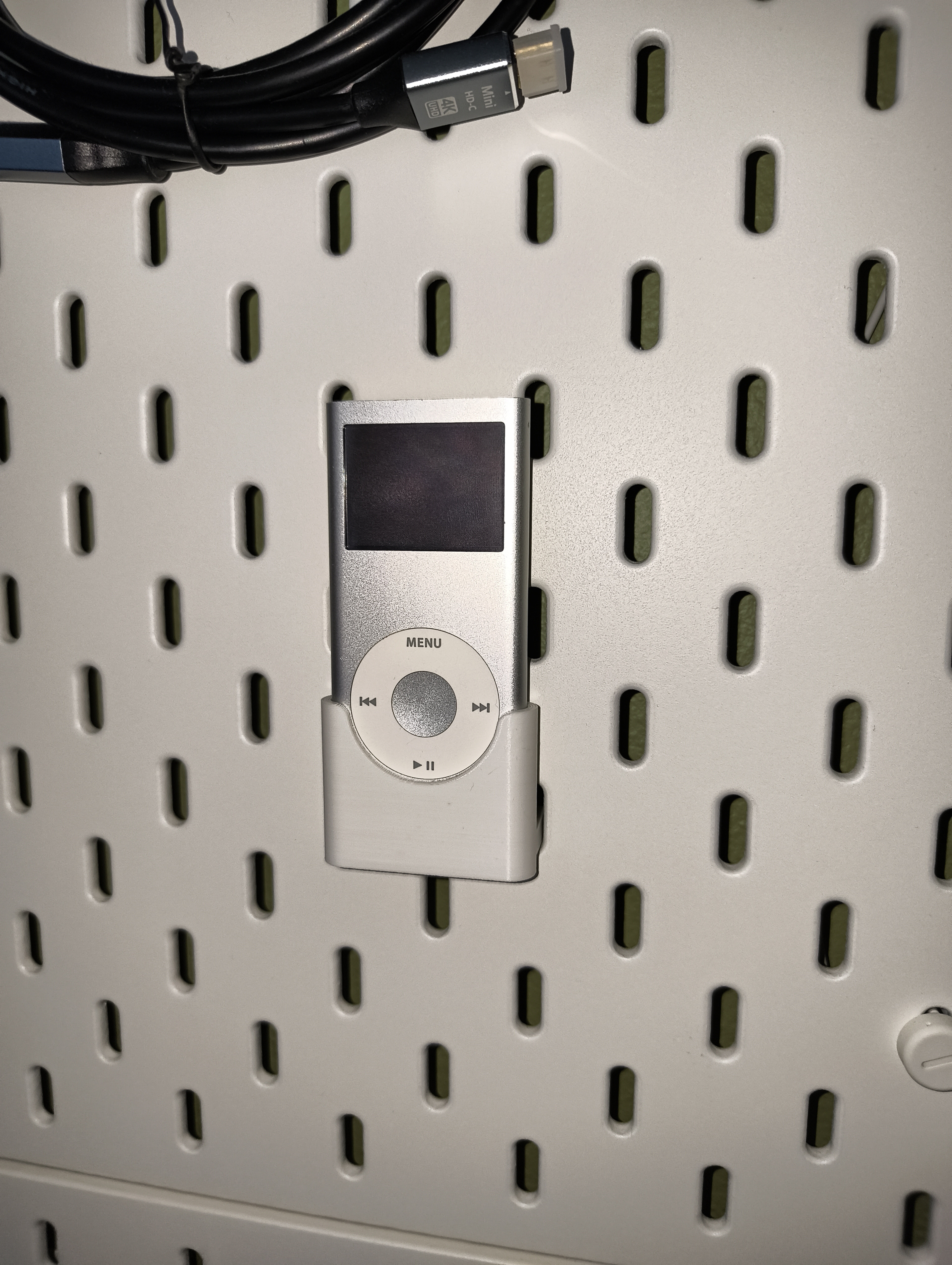 iPod nano 2nd gen skadis mount