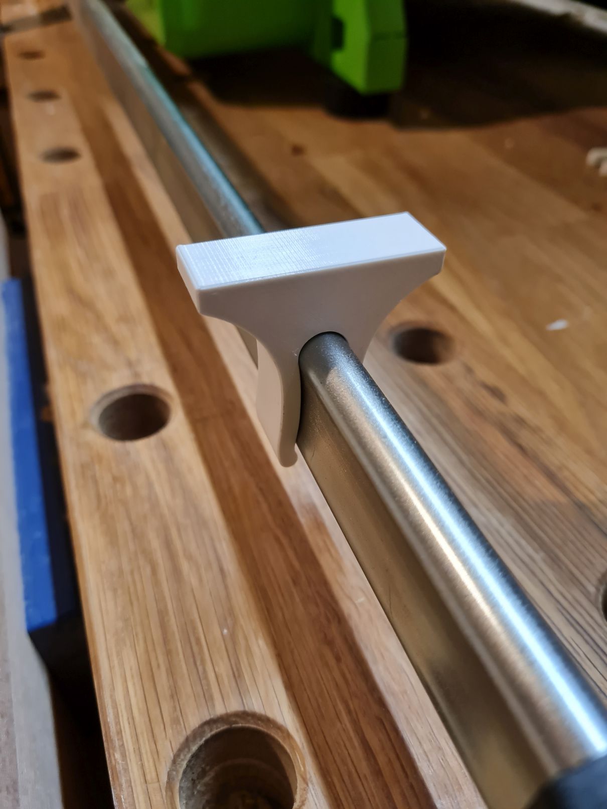 DeWalt parallel Clamps Workpiece Support by SebastianDruckt Download