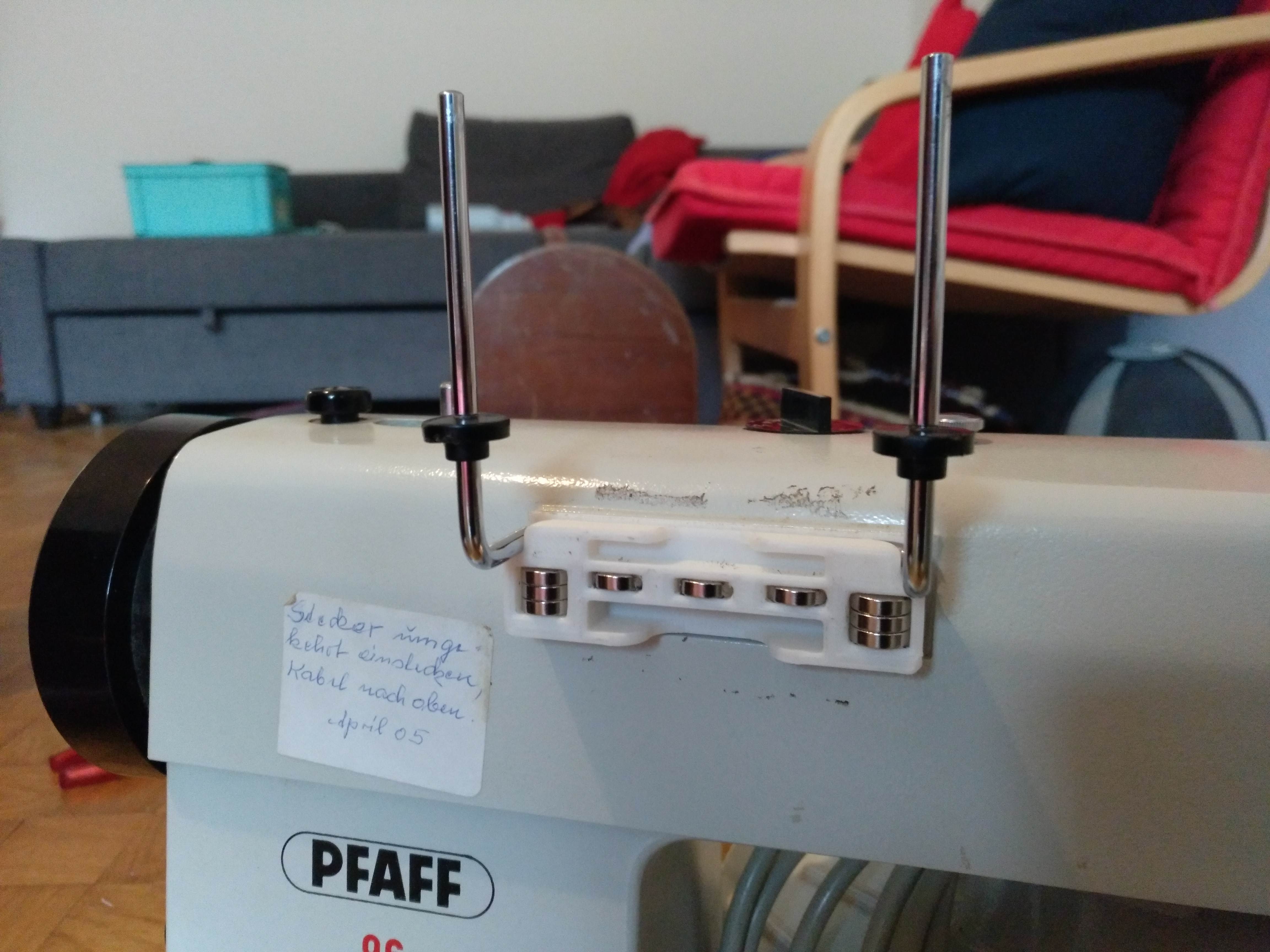 Julias Magnetic Pfaff Sewing Machine Bobbin Holder Holder