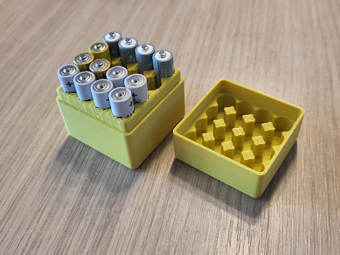 AAA Battery Box (16x)