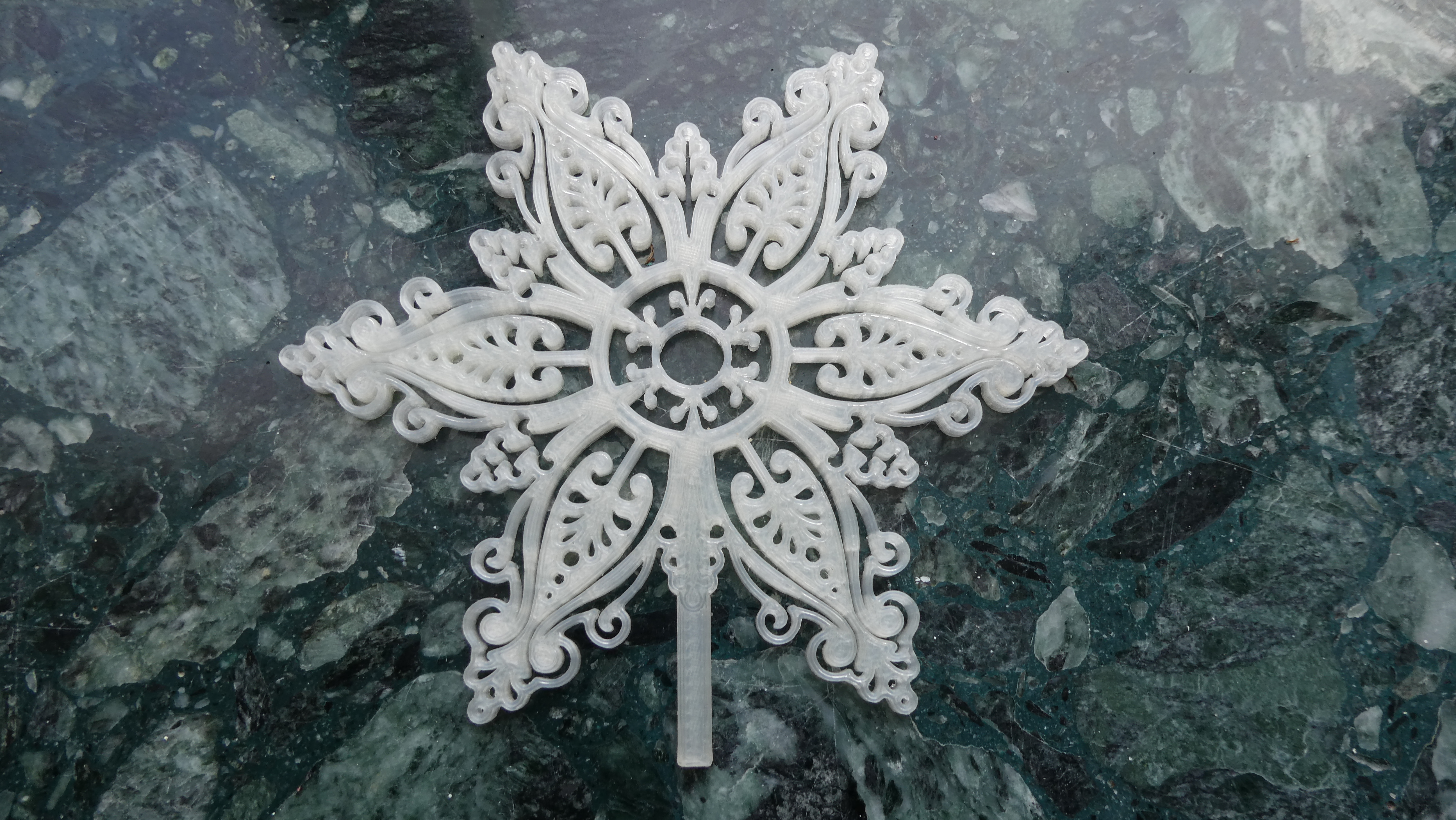 Miniatura 2 do modelo 3D snowflake coaster