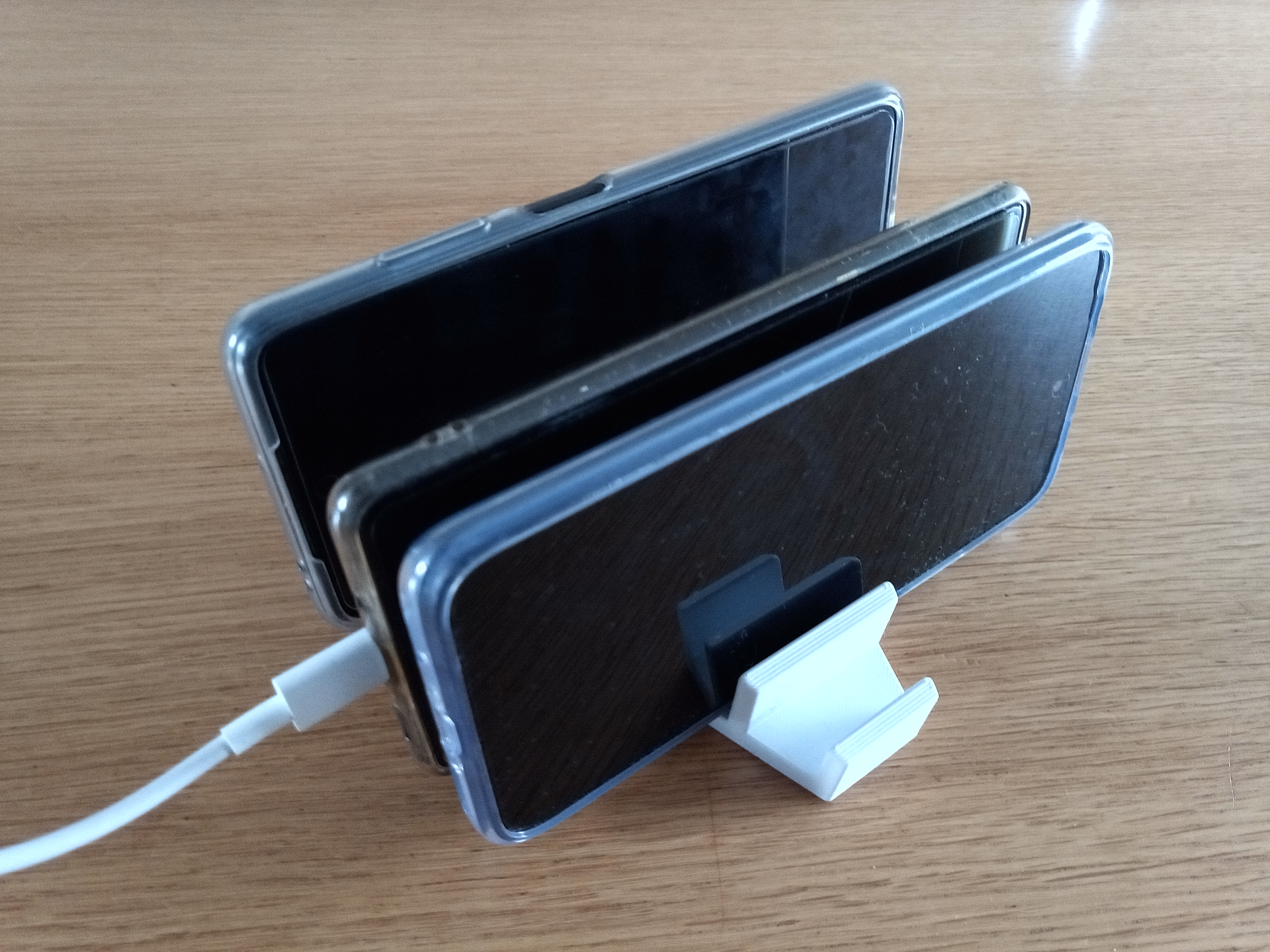 Multi phone and tablet stand