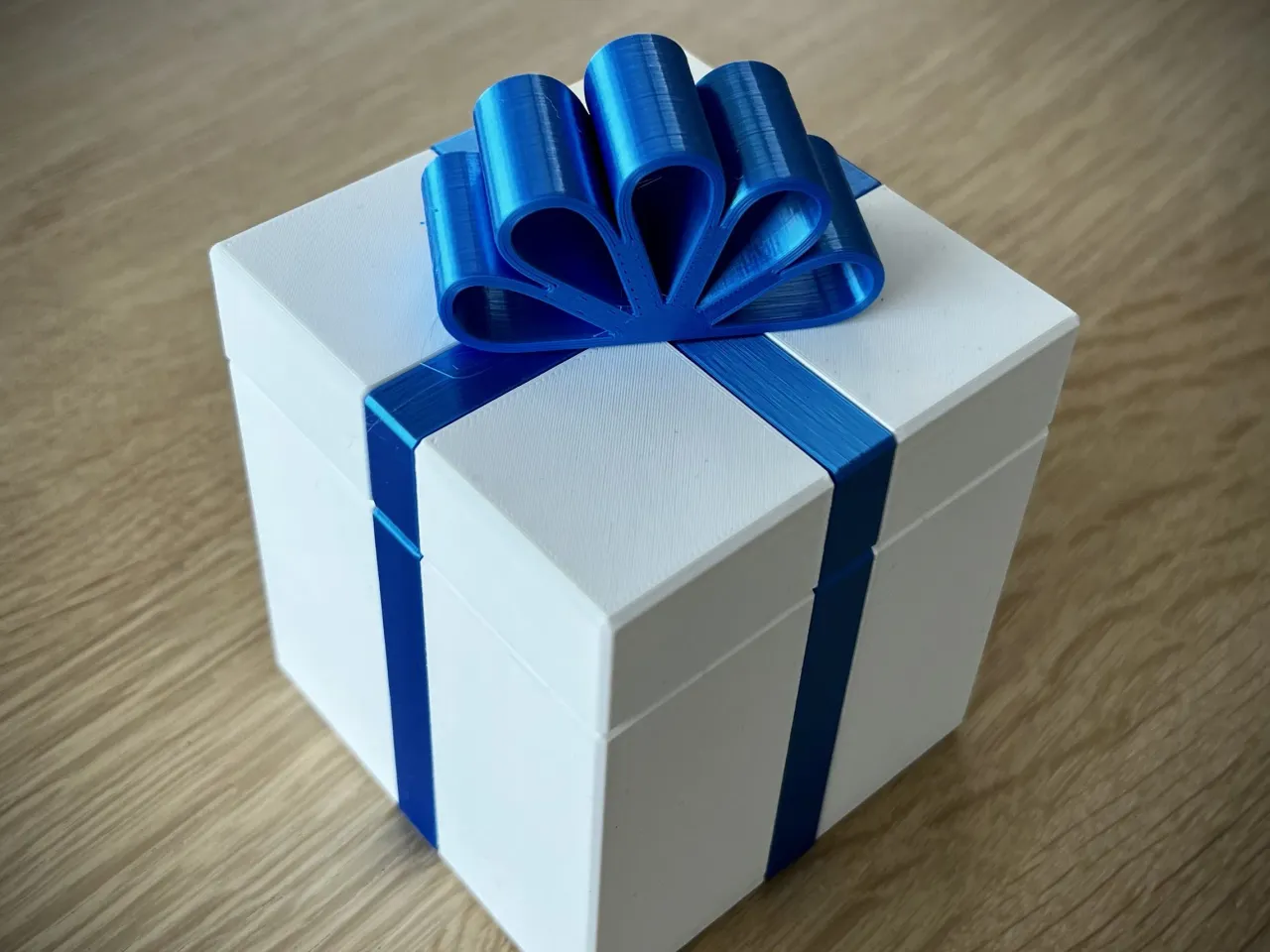 royal blue gift boxes