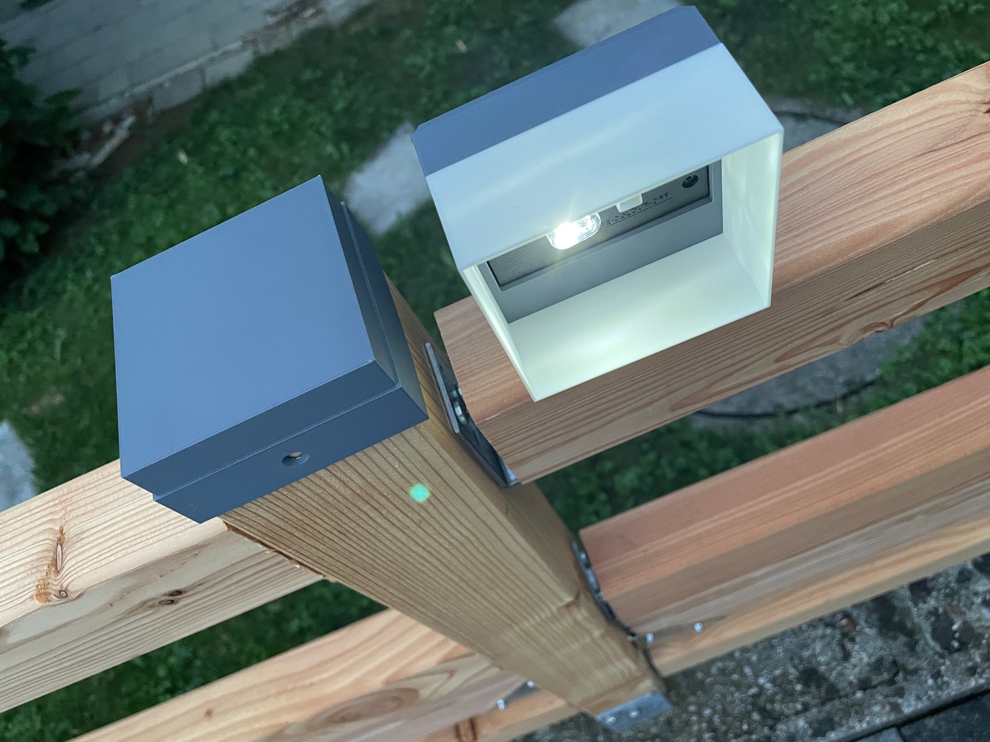 Miniatura 3 do modelo 3D Solar light Post Cap