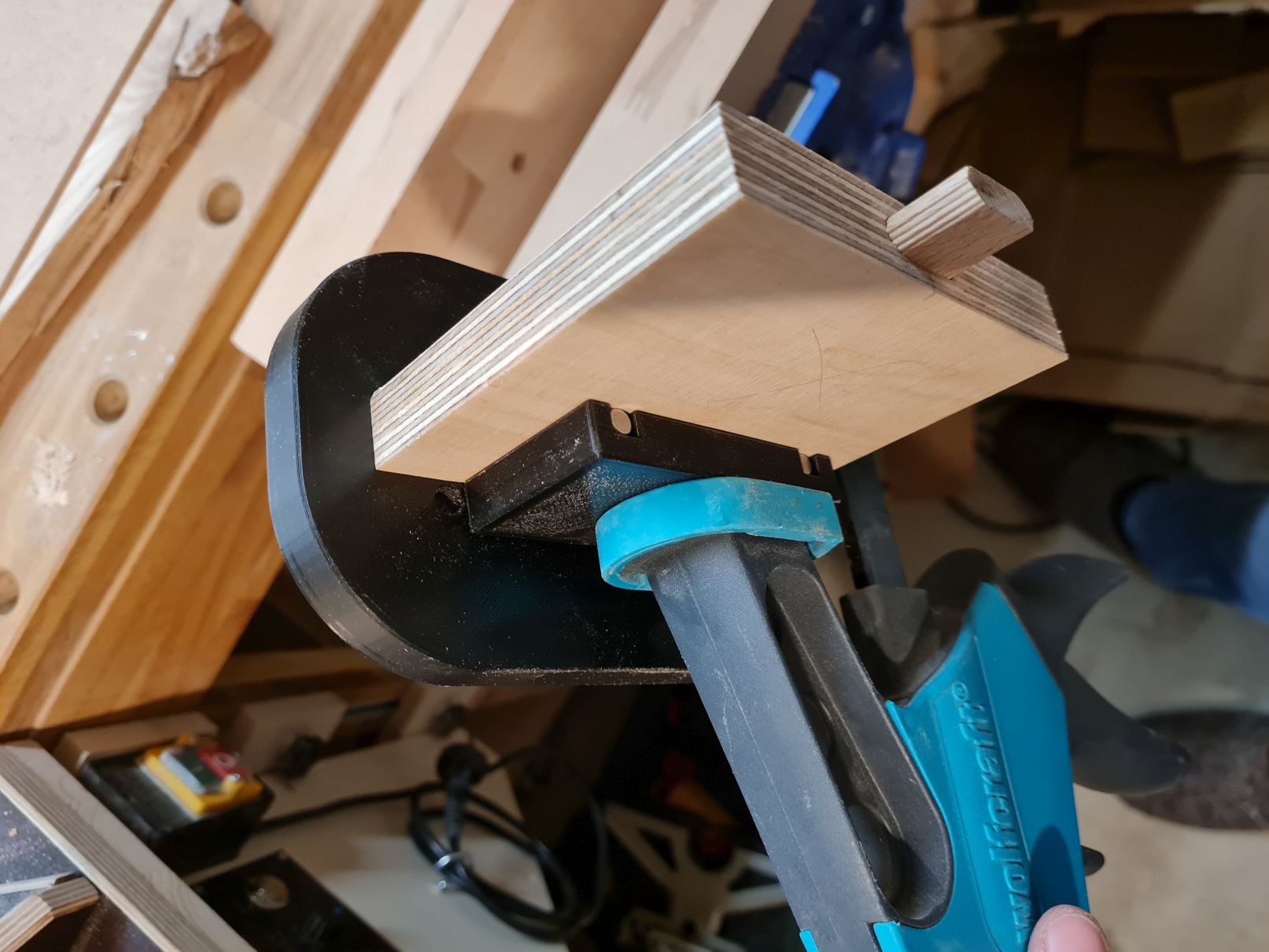 Variable Festool Domino Dowel Jig for Hand Routers by SebastianDruckt