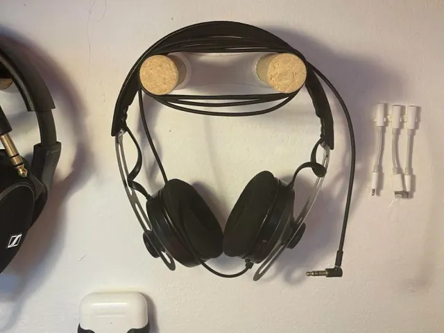 Broomstick Headphone Hanger