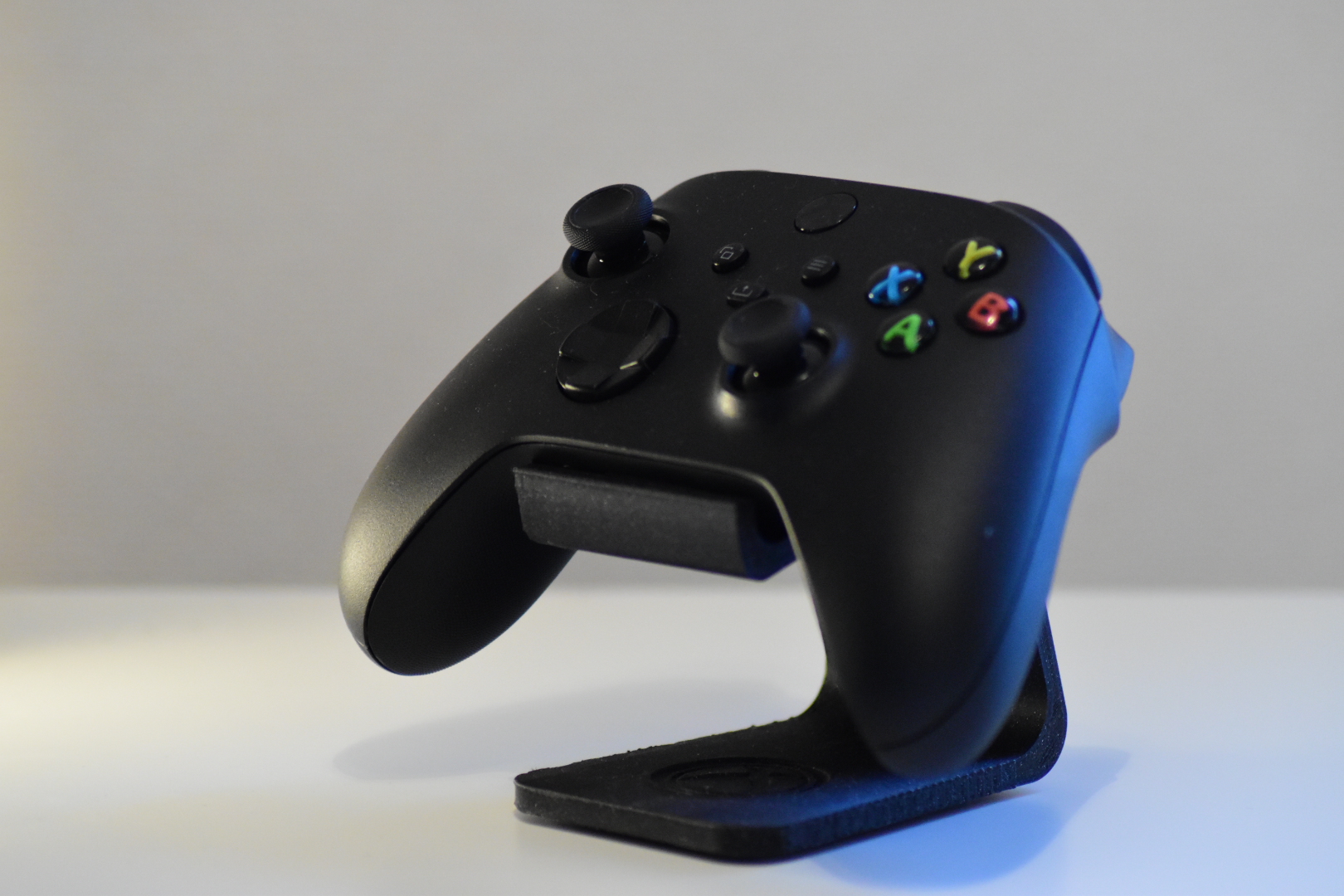 Controller Stand by Florian | Download free STL model | Printables.com