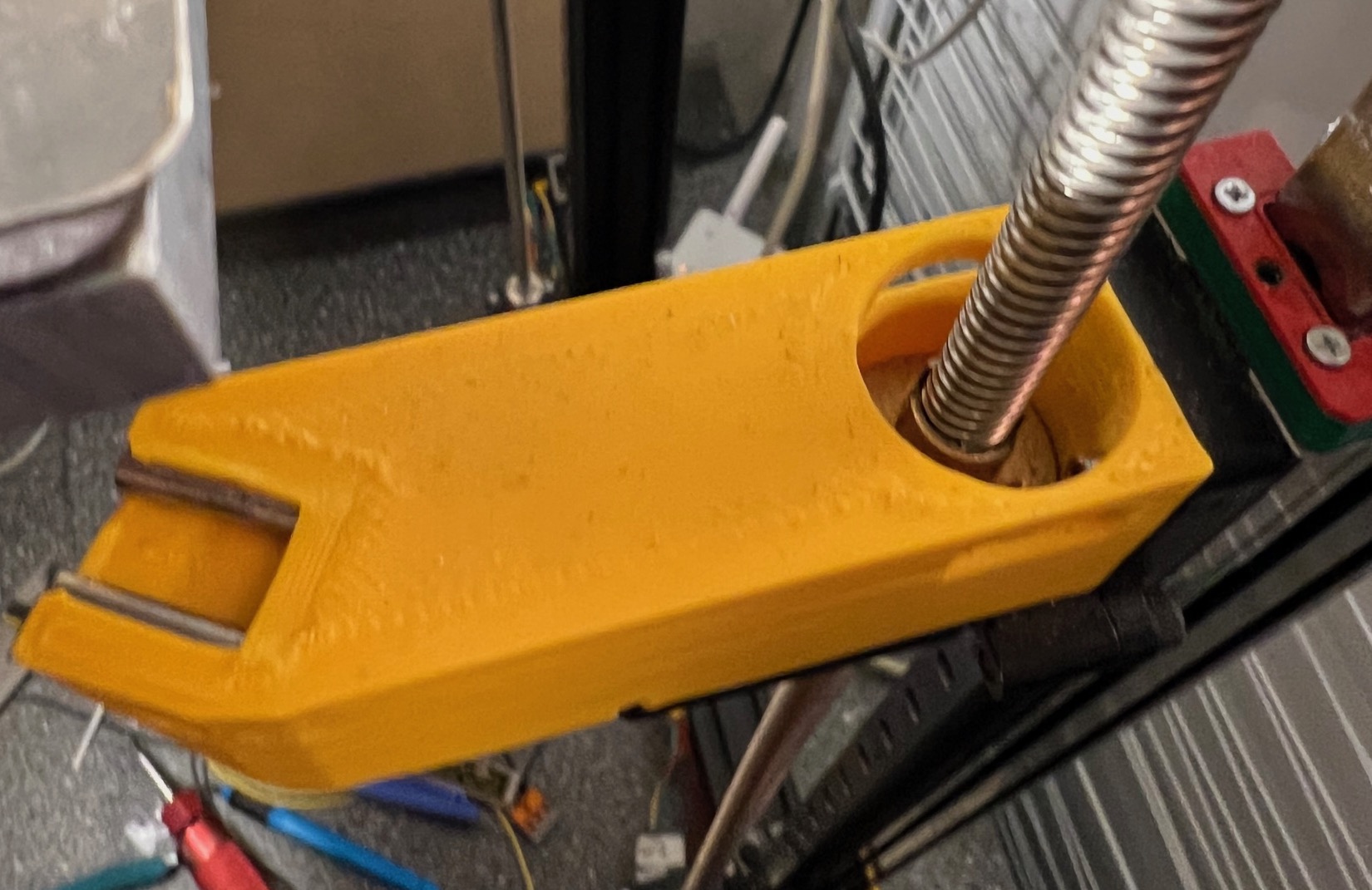 Kinematic bed coupling on a BLV cube by Lucky Printer by TAC Download