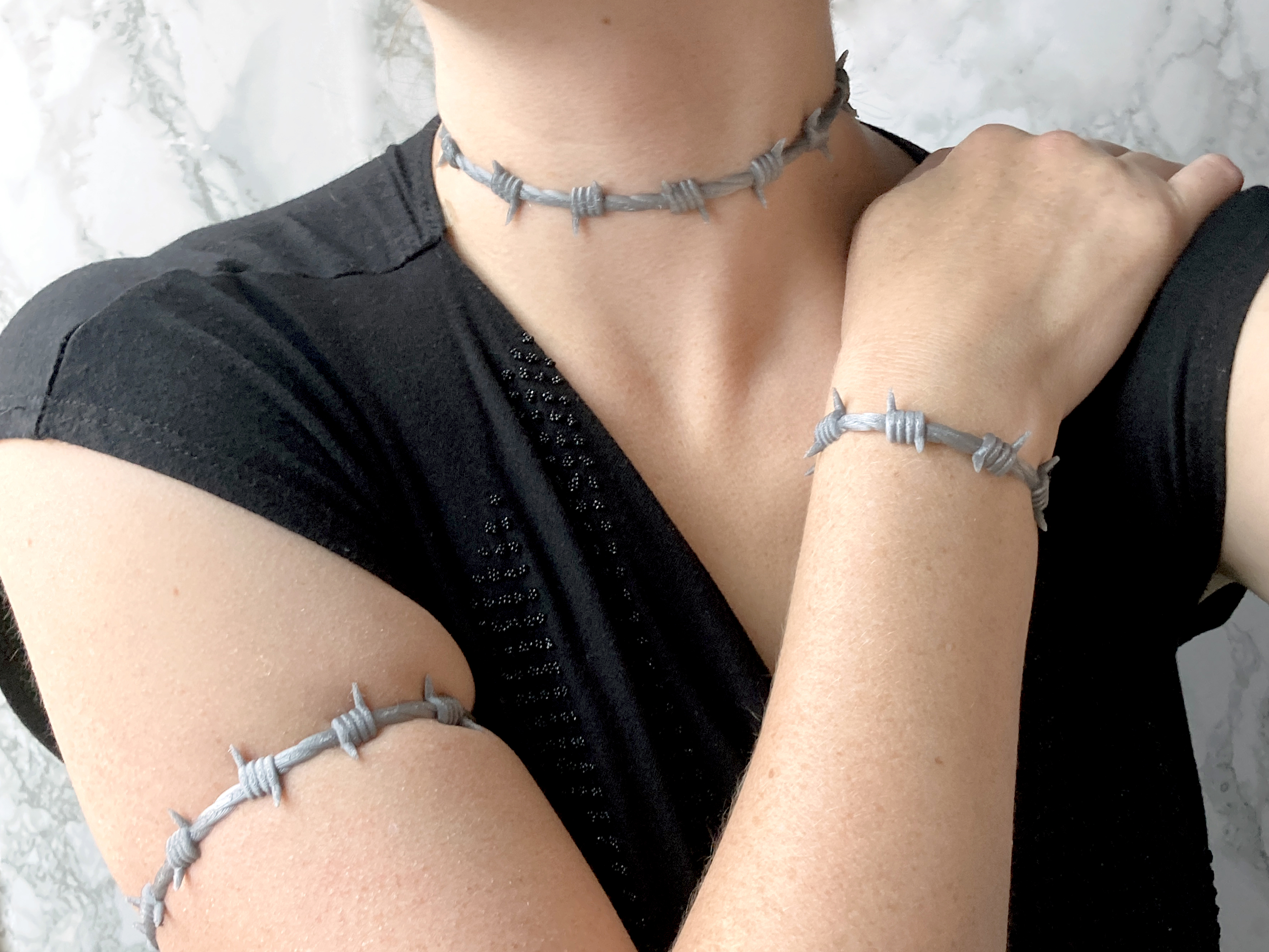 Udrydde Highland Symptomer Faux Barbed Wire Choker, Bracelet, and Armband by PenolopyBulnick |  Download free STL model | Printables.com