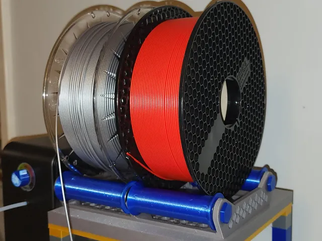 Independent double spool roller