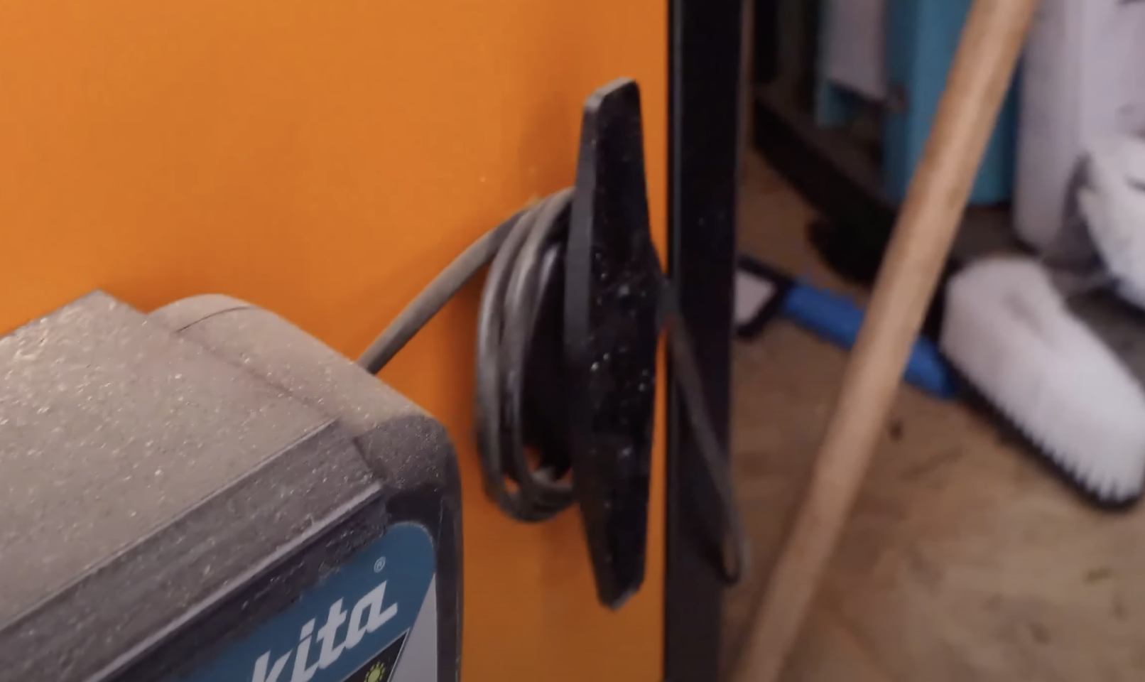 Cable Cleat / Cable Wrap