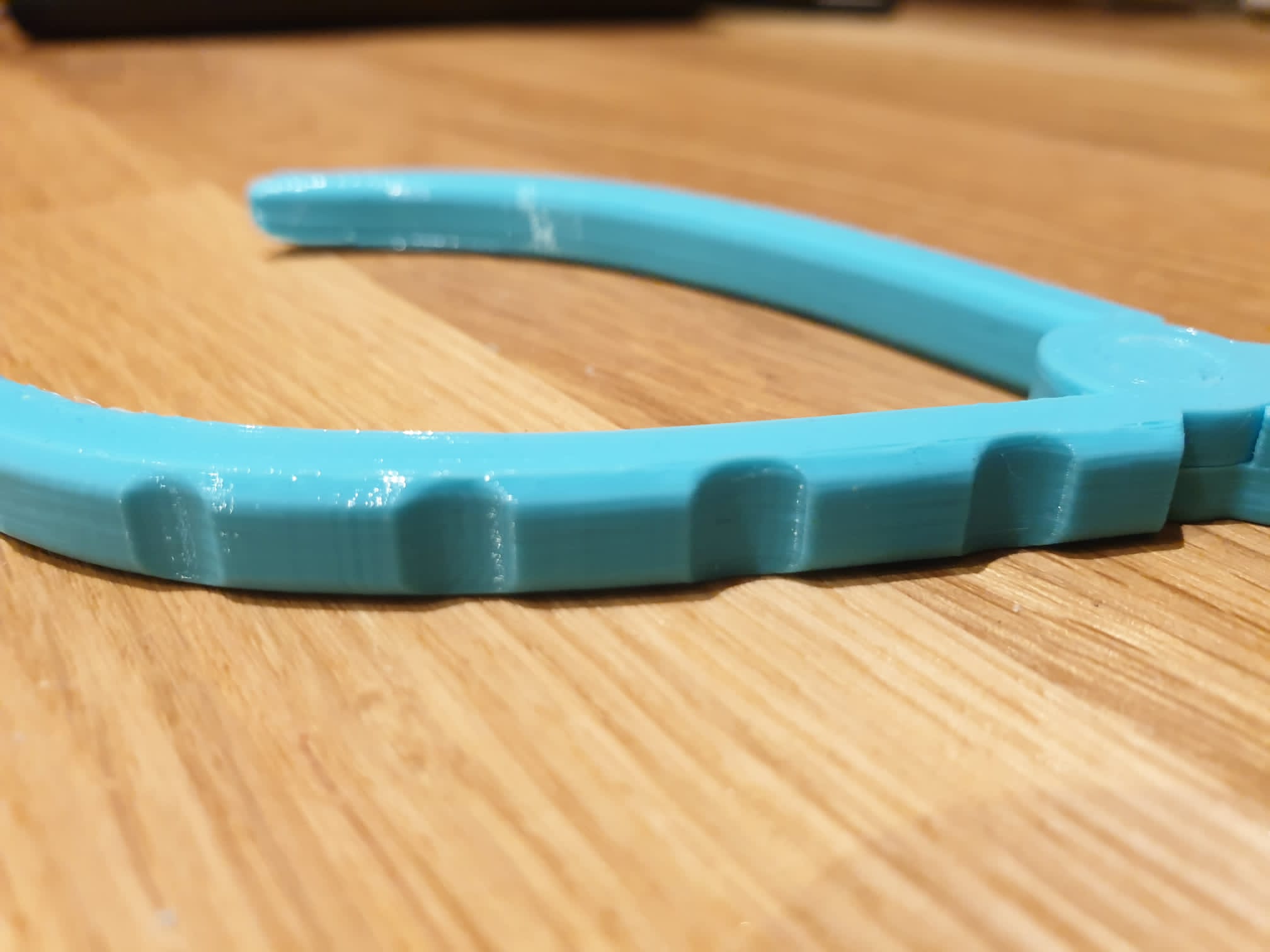 Helpful pliers — thumbnail 3